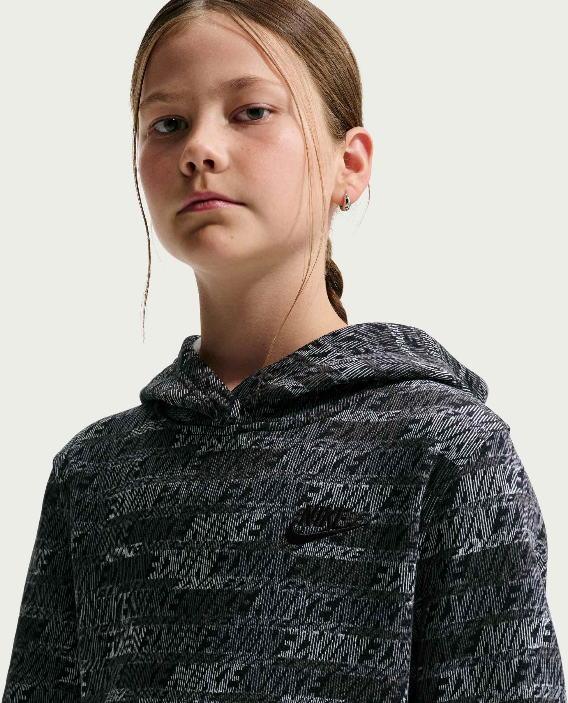 NIKE, Older Kids' Pullover Hoodie Sportswear Club Fleece