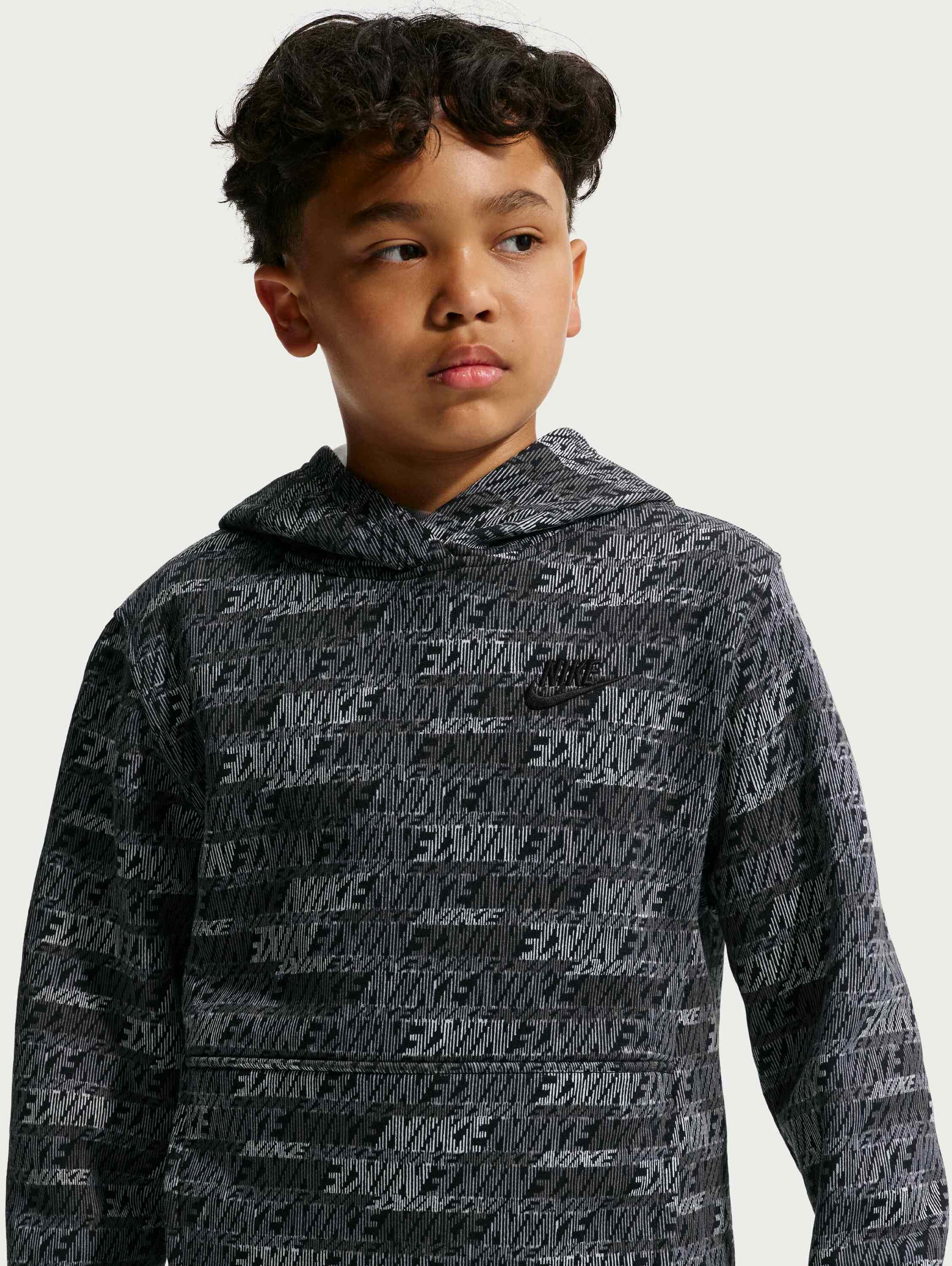 NIKE, Older Kids' Pullover Hoodie Sportswear Club Fleece
