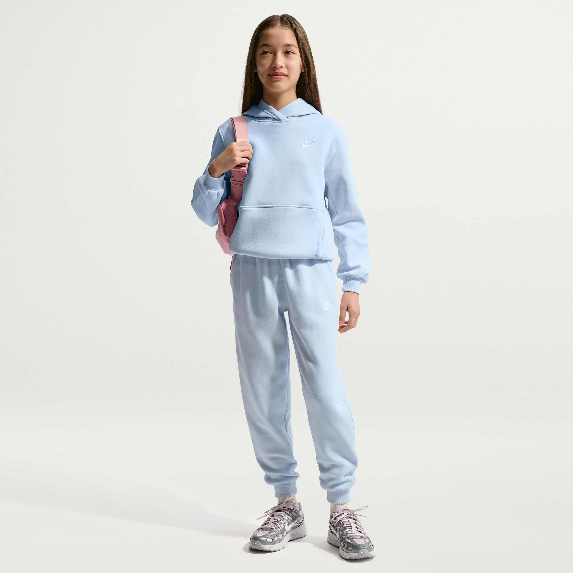 NIKE, Older Kids' Pullover Hoodie Sportswear Club Fleece