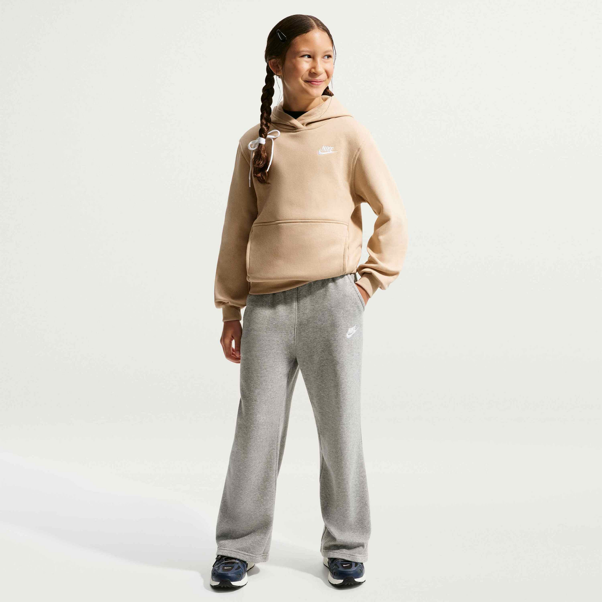 NIKE, Older Kids' Pullover Hoodie Sportswear Club Fleece
