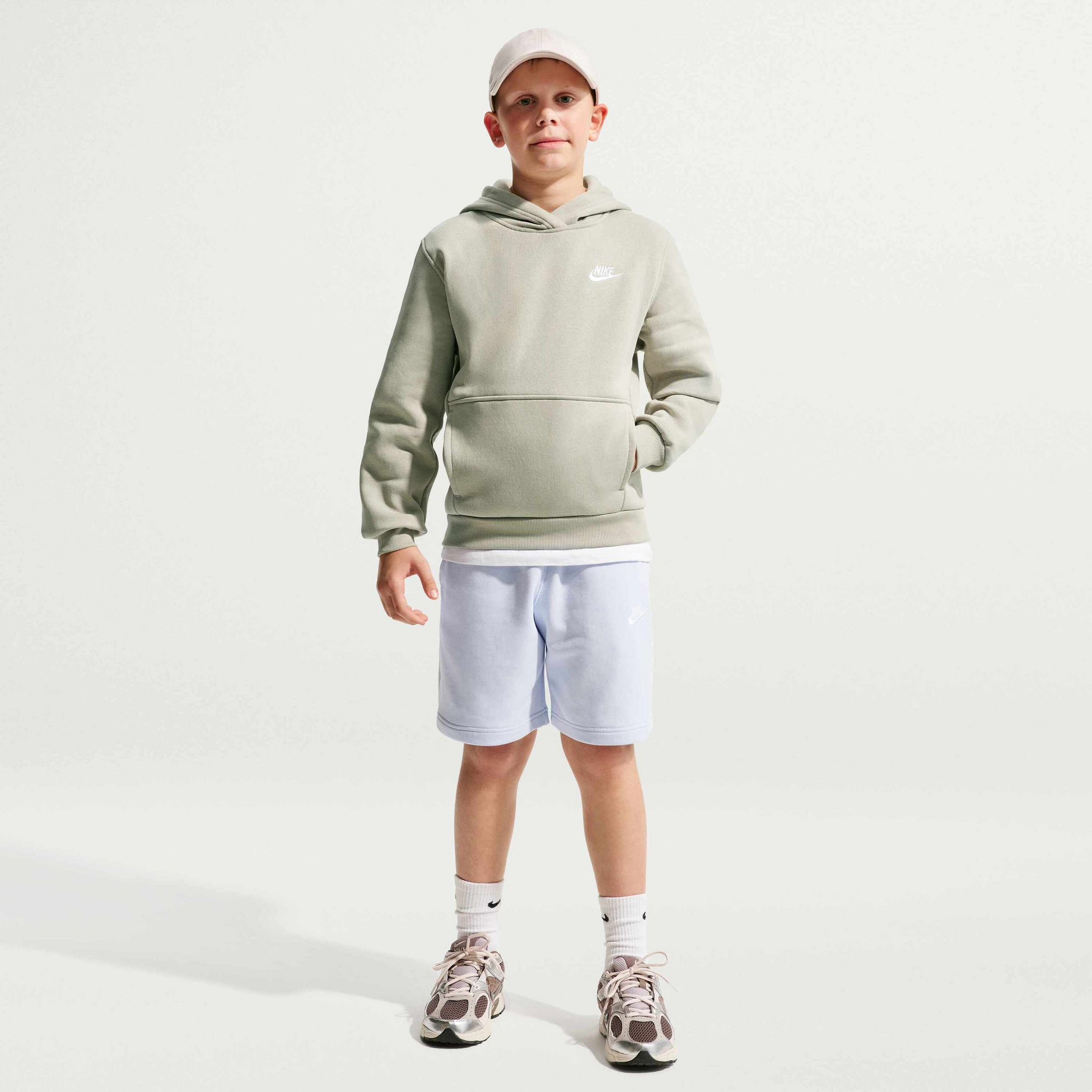 NIKE, Older Kids' Pullover Hoodie Sportswear Club Fleece