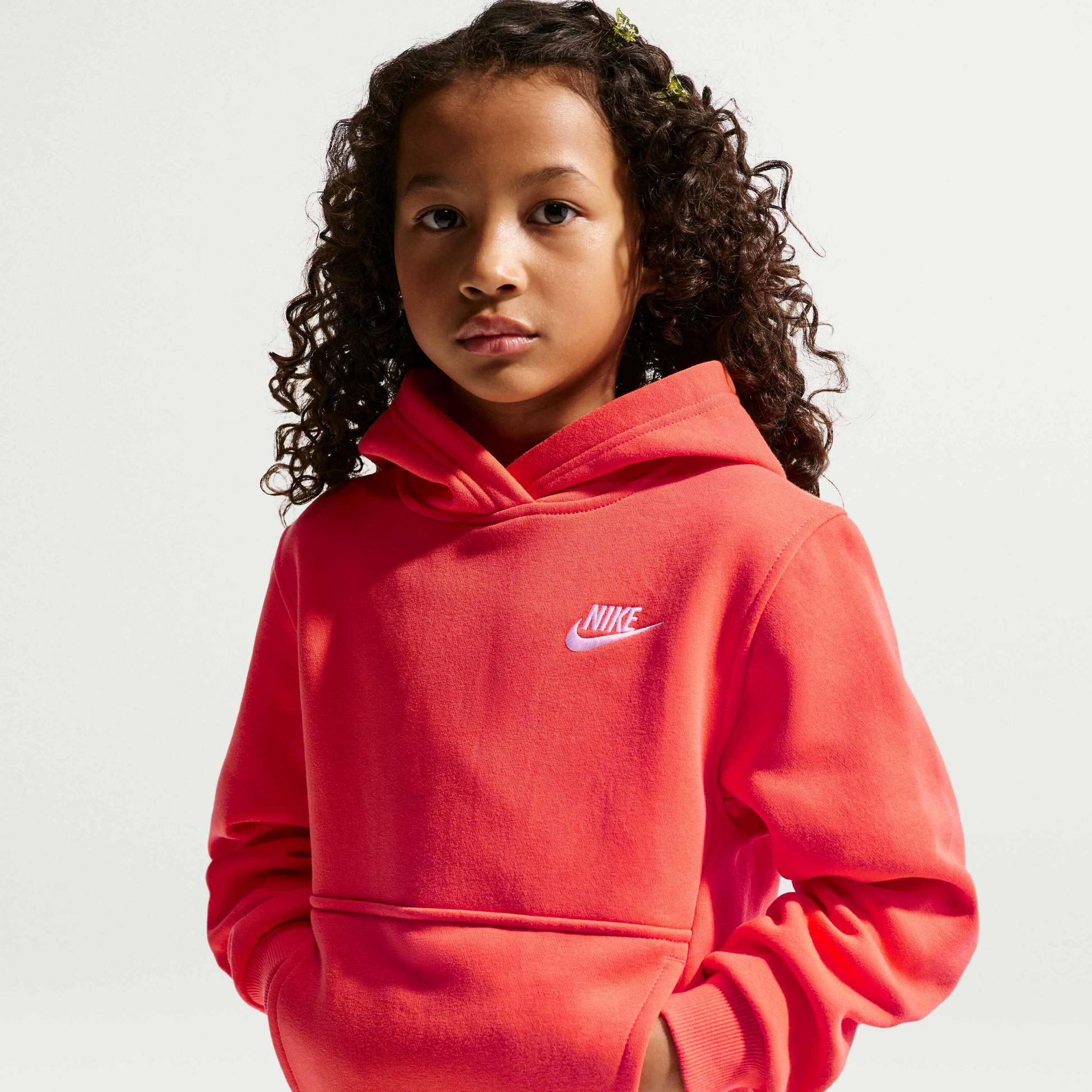 NIKE, Older Kids' Pullover Hoodie Sportswear Club Fleece