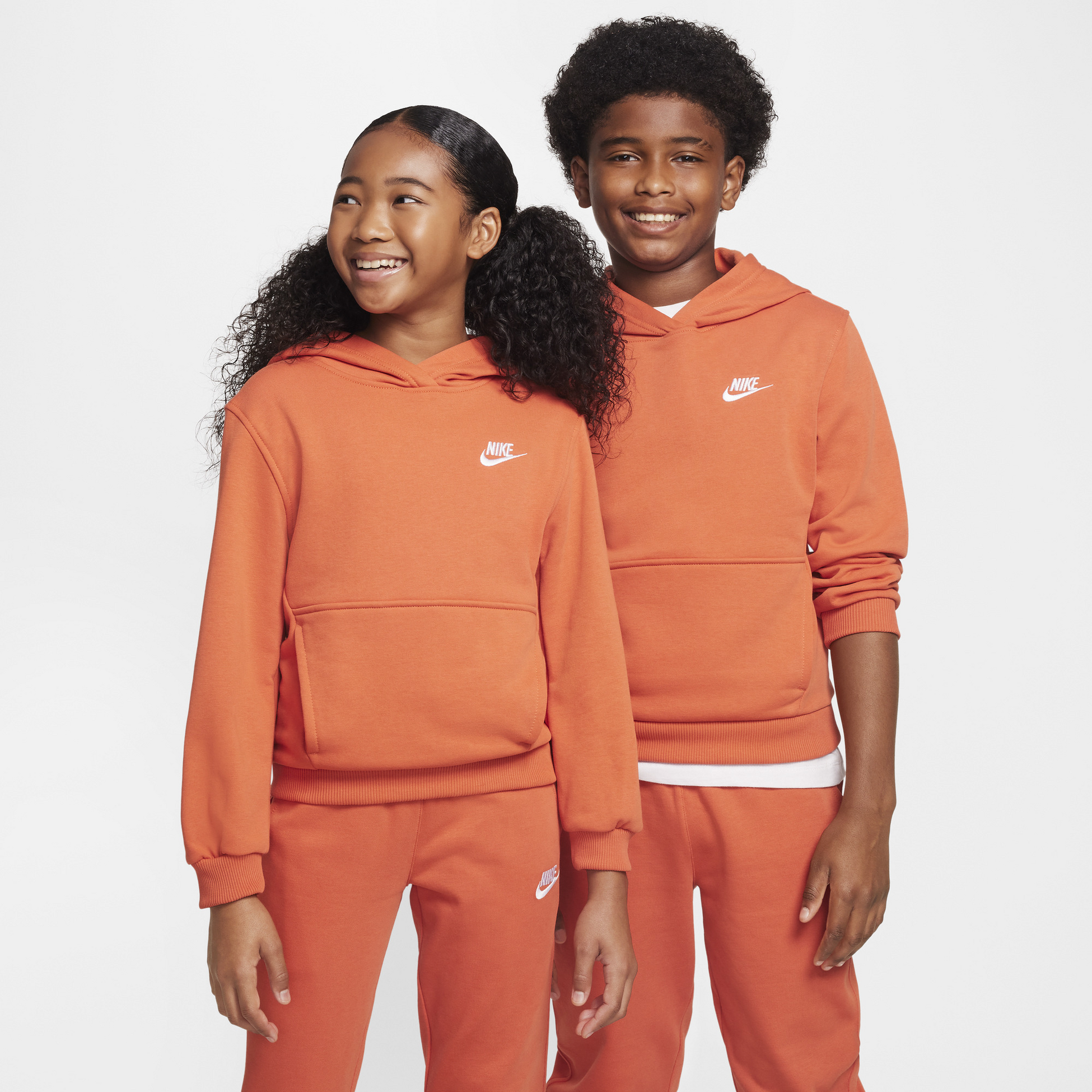 NIKE, Older Kids' Pullover Hoodie Sportswear Club Fleece