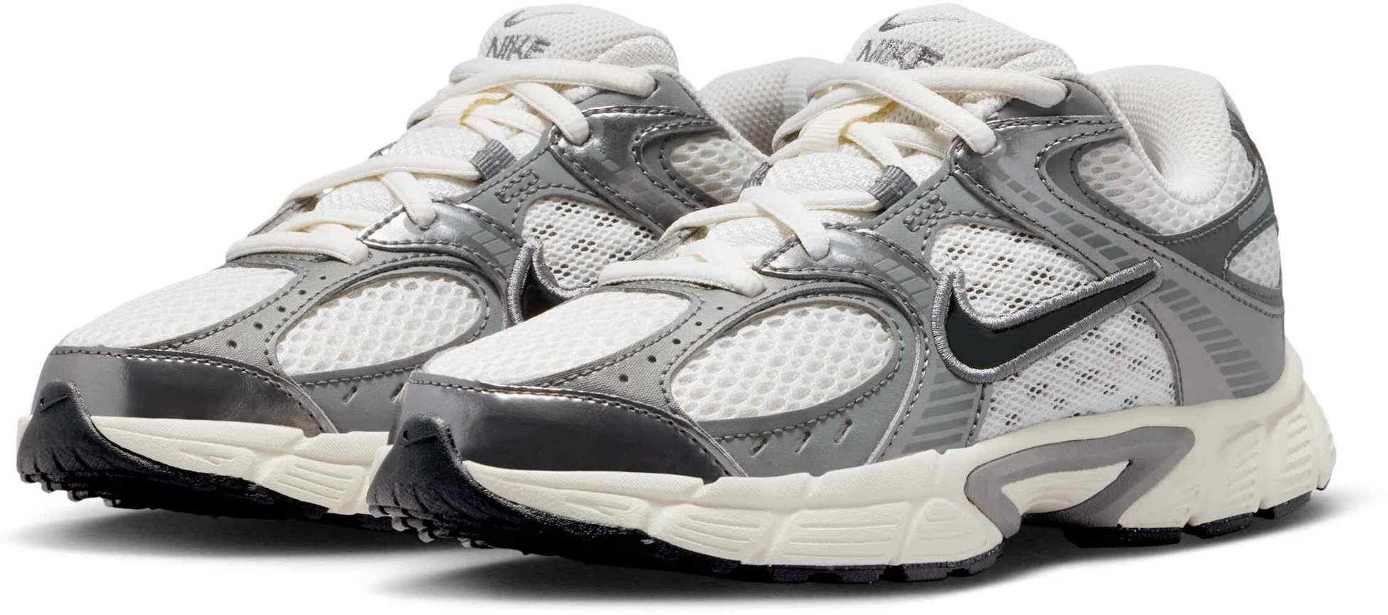 NIKE, Older Kids' Shoes V5 Rnr