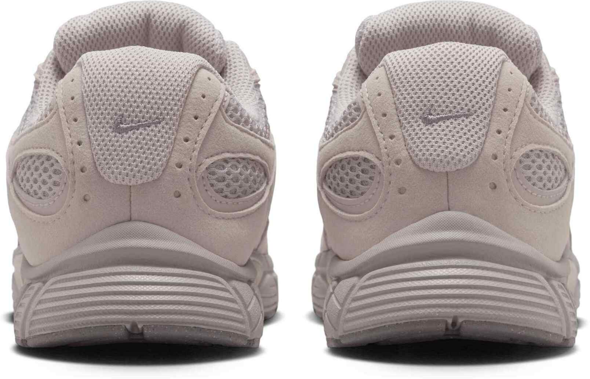 NIKE, Older Kids' Shoes V5 Runner Suede