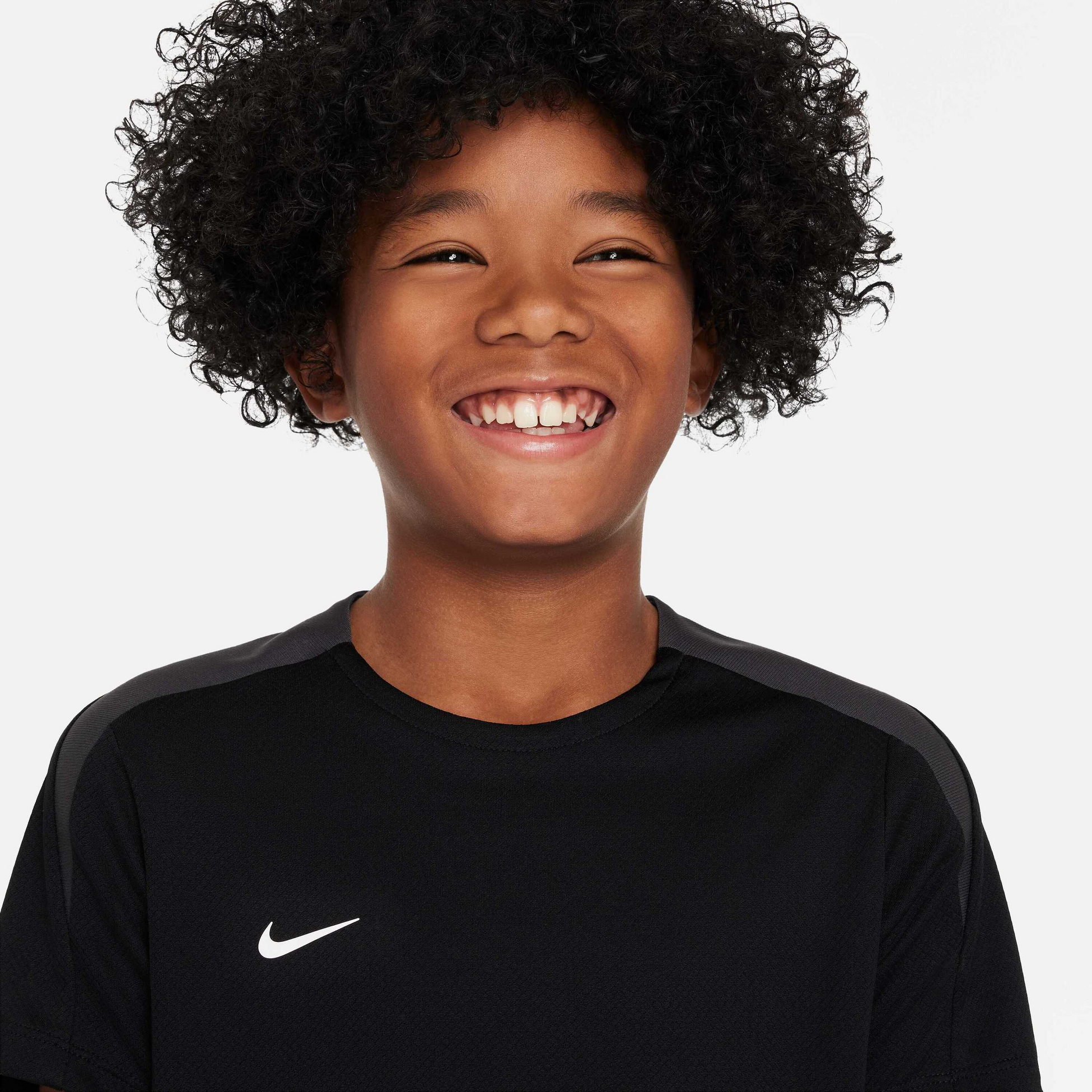 NIKE, Older Kids' Short-sleeve Football Top Dri-fit Strike