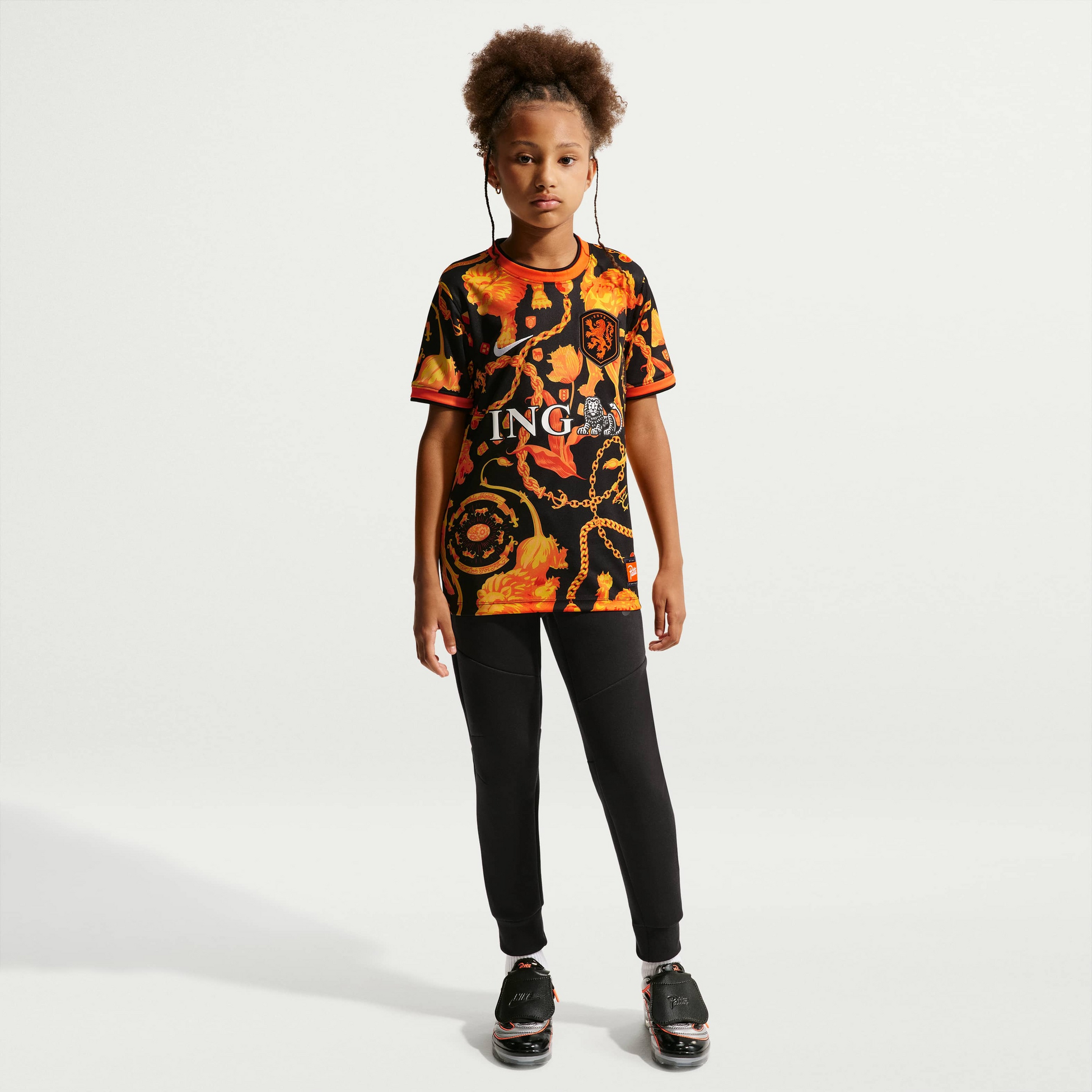 NIKE, Older Kids' Short-sleeve Football Top Netherlands X Patta