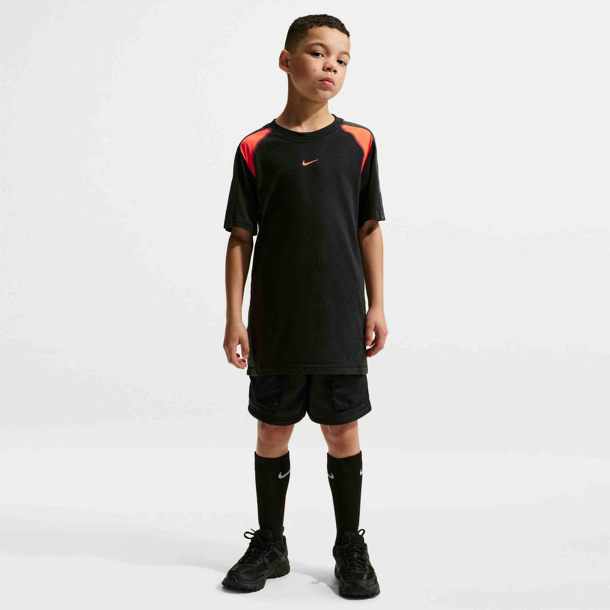 NIKE, Older Kids' Short-sleeve Top Sportswear City Utility