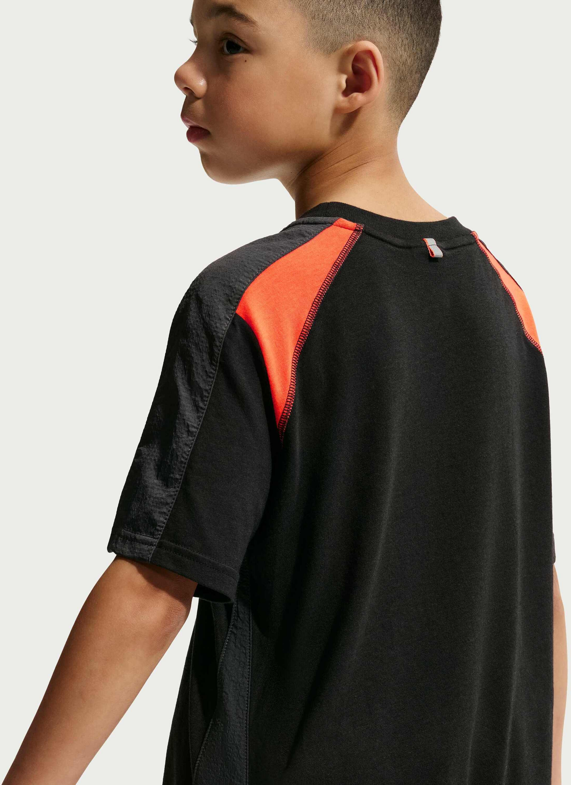 NIKE, Older Kids' Short-sleeve Top Sportswear City Utility