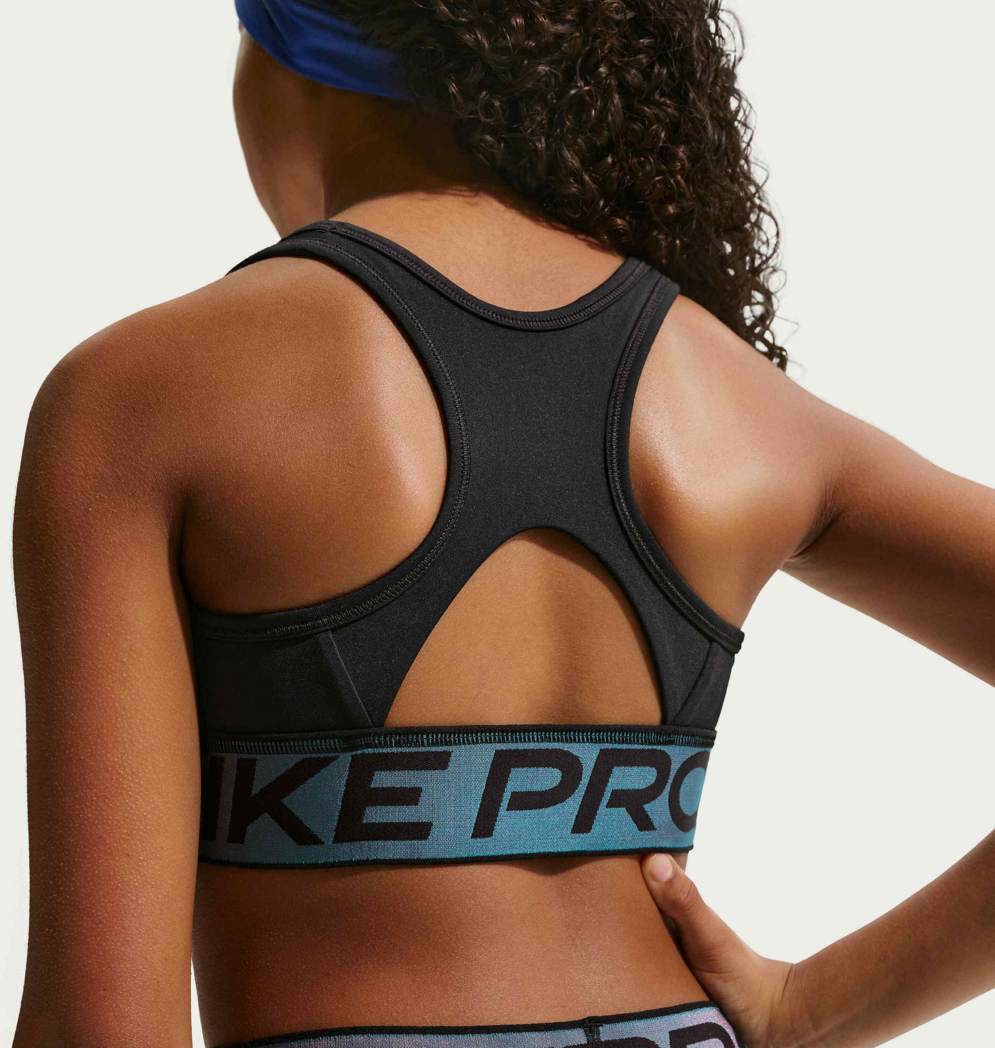 NIKE, Older Kids' Sports Bra With Shine Accents Pro Swoosh