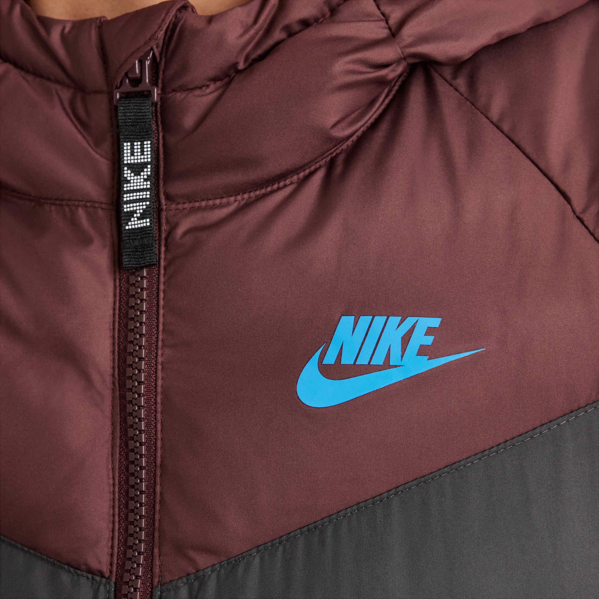 NIKE, Older Kids' Synthetic Fill Hooded Jacket Sportswear