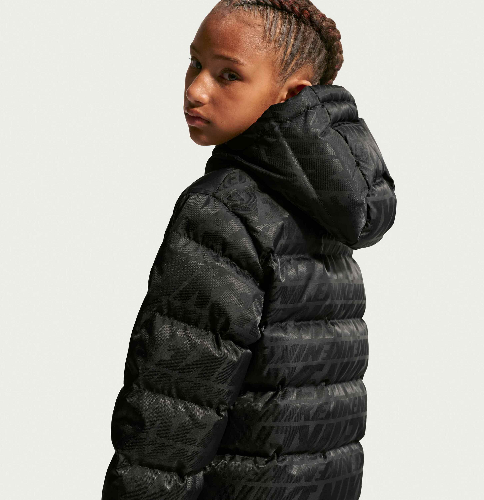 NIKE, Older Kids' Therma-fit Loose Hooded Puffer Jacket Sportswear 'all Day Play'
