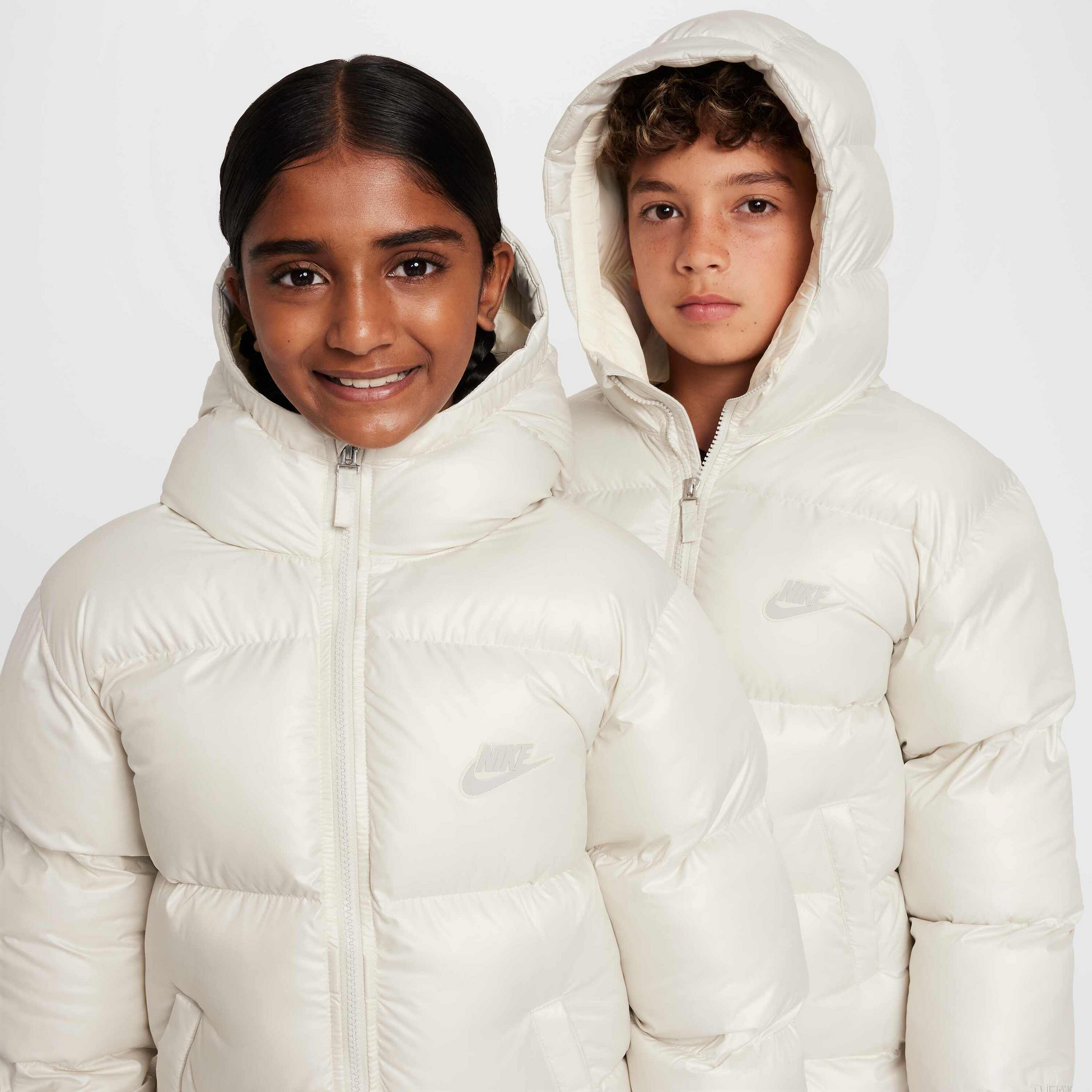 NIKE, Older Kids' Therma-fit Repel Loose Hooded Parka Sportswear Heavyweight Synthetic Fill Easyon