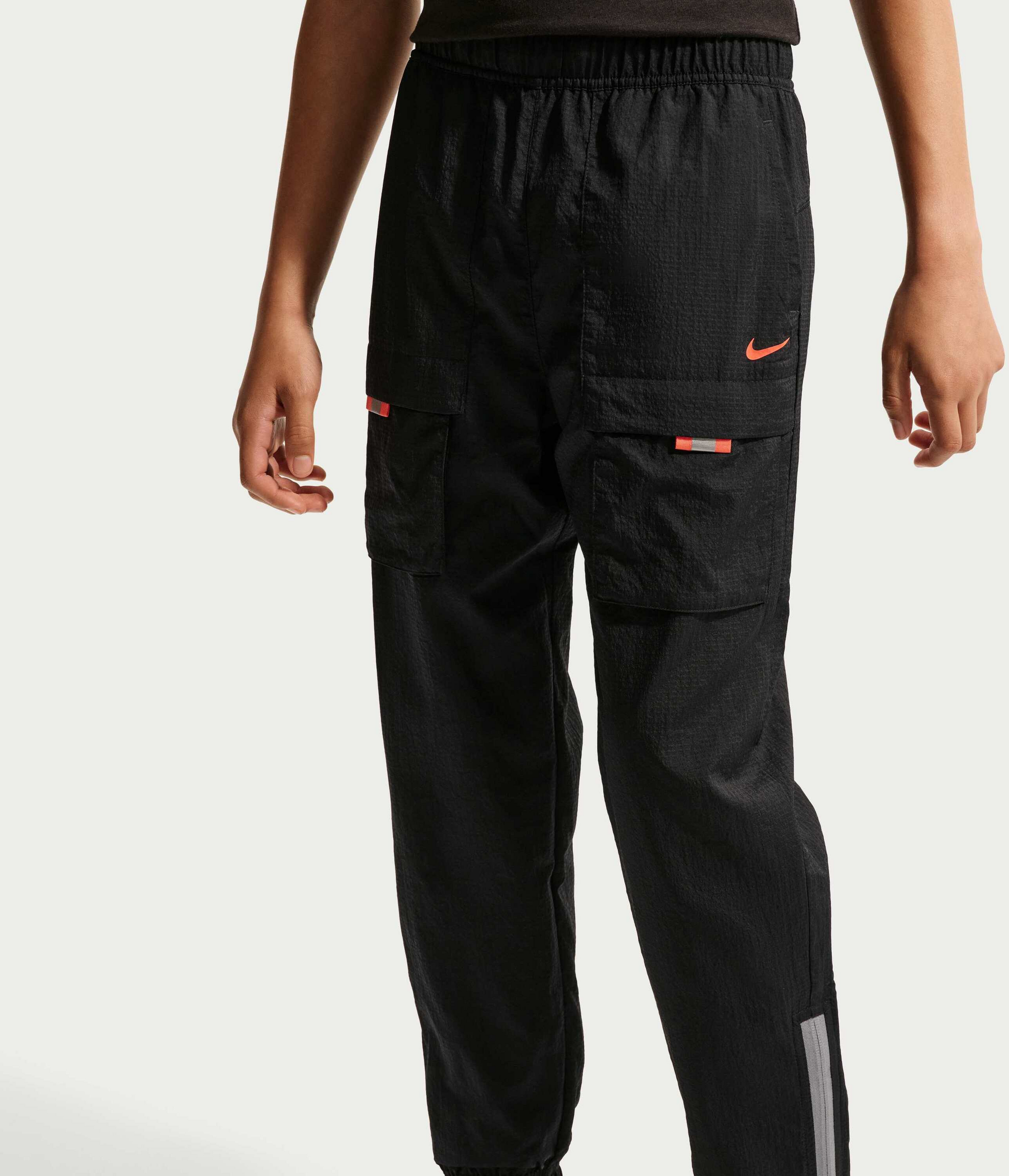 NIKE, Older Kids' Woven Trousers Sportswear City Utility