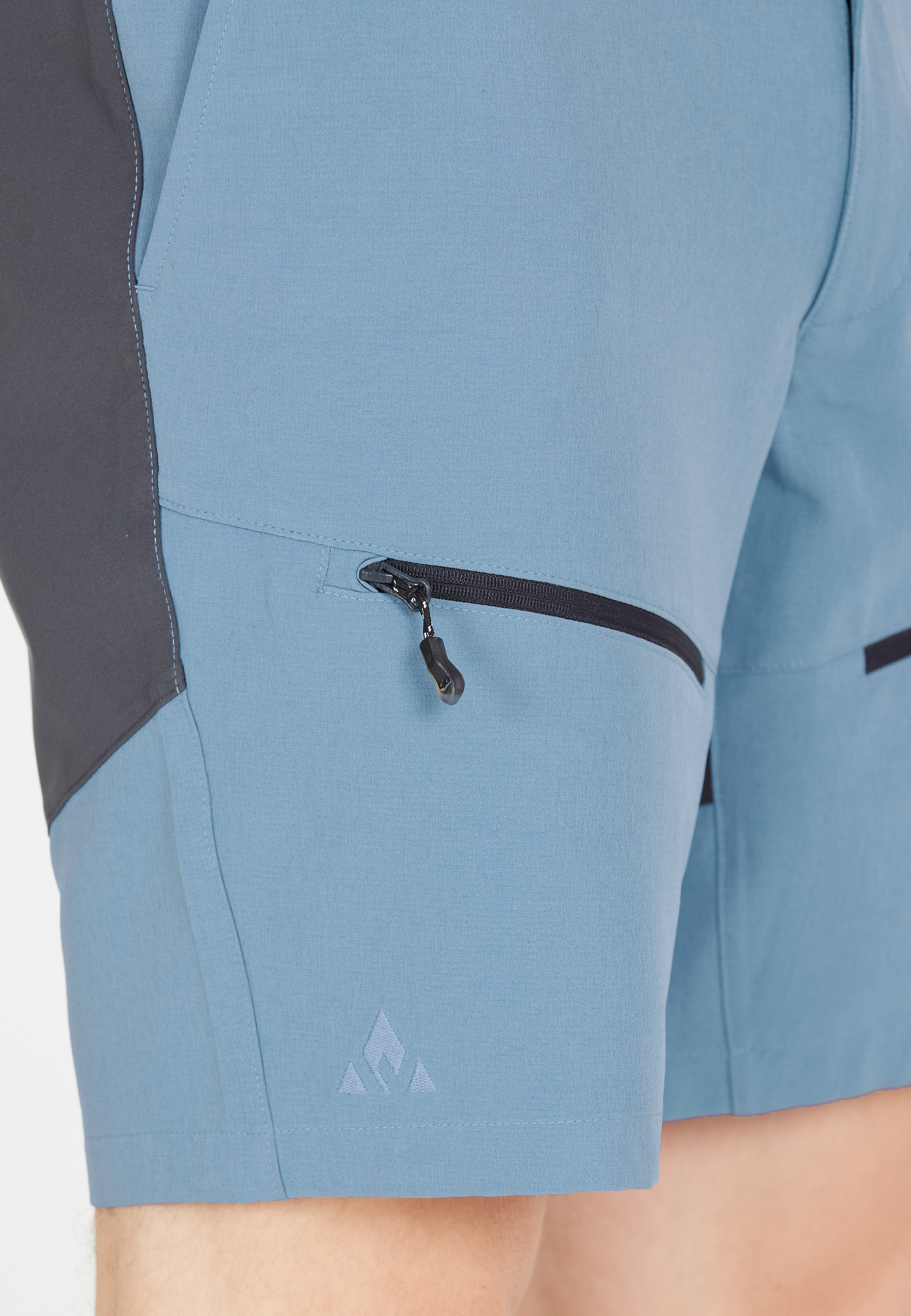 WHISTLER, Outdoor Shorts