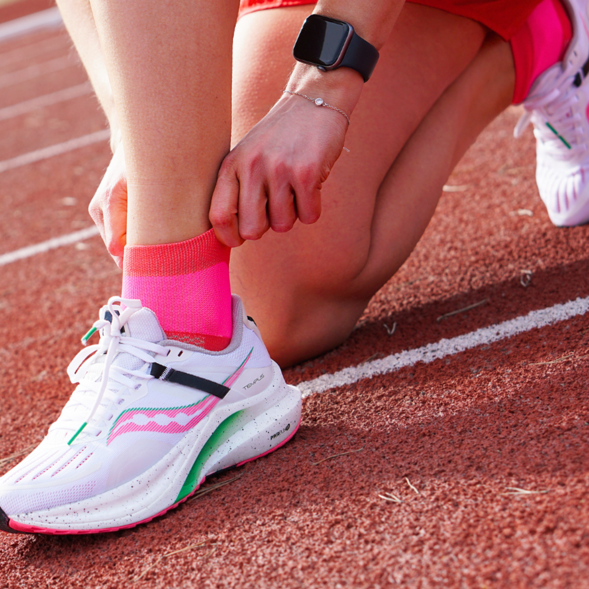 SAVVYDAYS, Pinkpulse Functional Quarter Socks