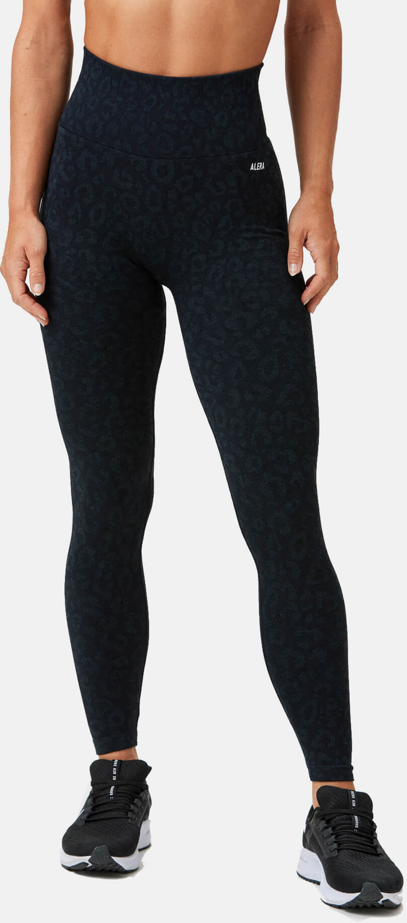 ALERA, Primal Leo Scrunch Tights