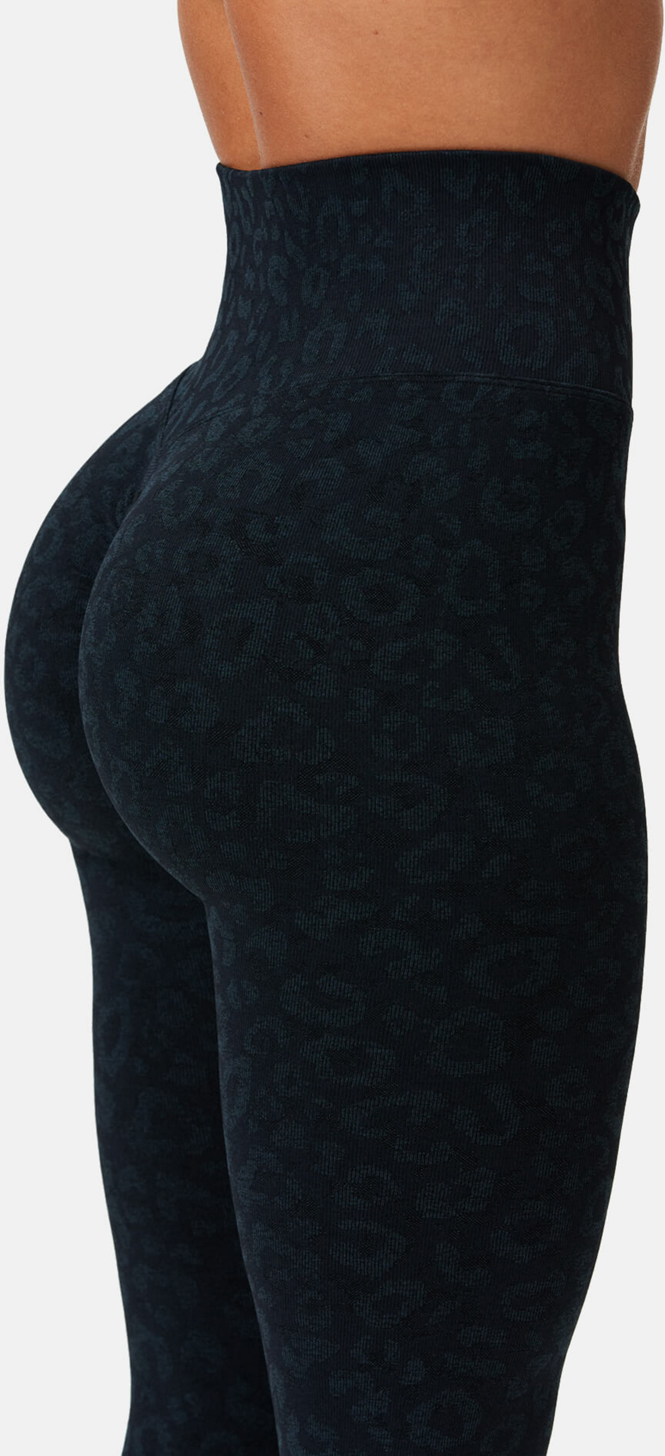 ALERA, Primal Leo Scrunch Tights