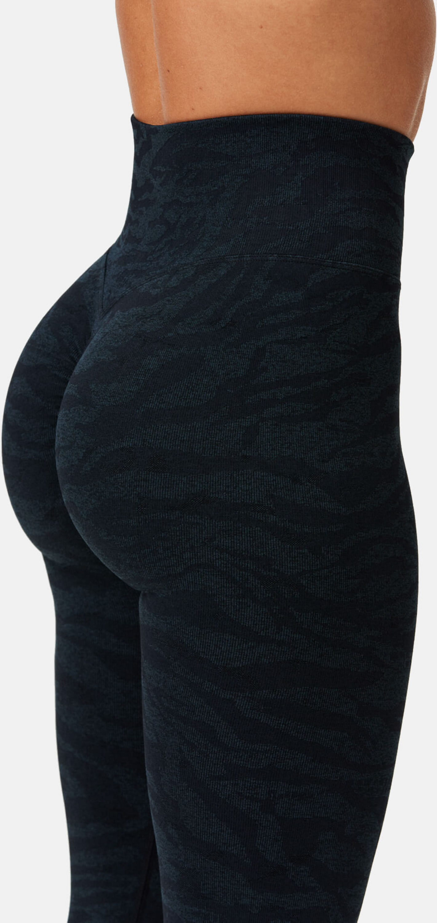 ALERA, Primal Tiger Scrunch Tights