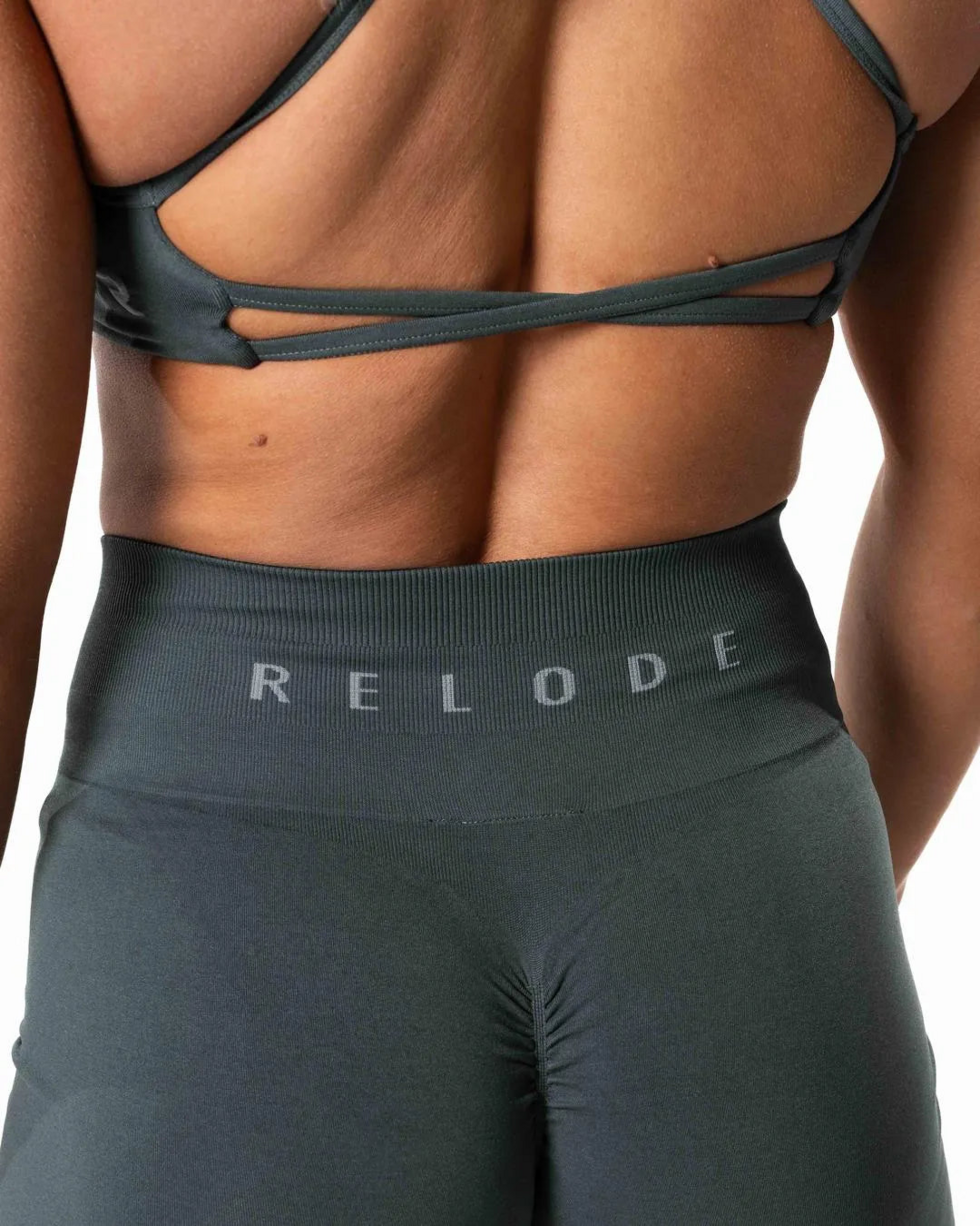 RELODE, Prime Scrunch Shorts 7,5" - Dusty Green