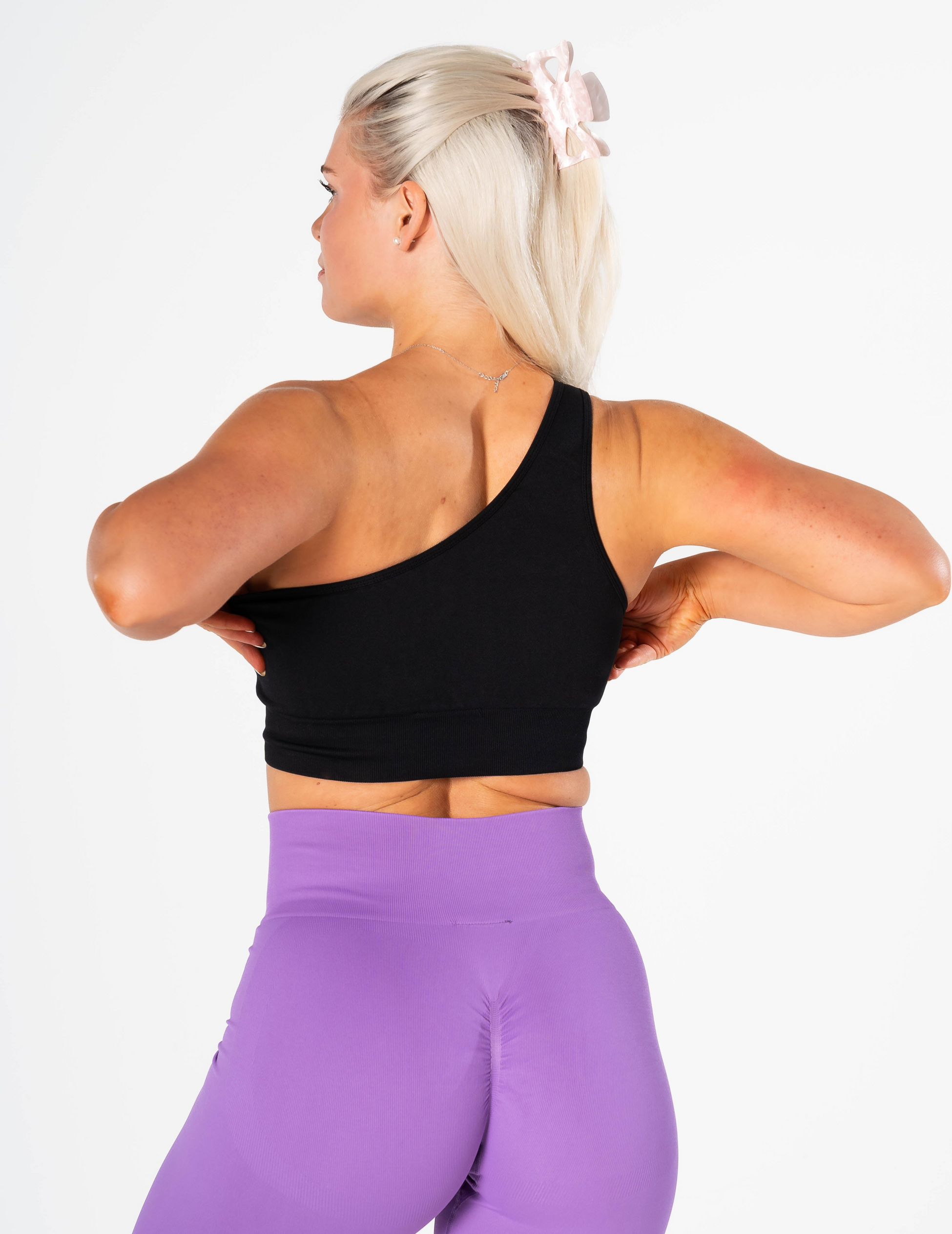 RELODE, Radiant Single Strap Top - Svart