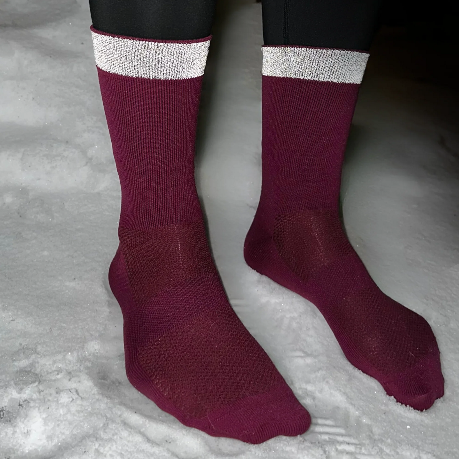 SAVVYDAYS, Reflective Twilight Functional Crew Socks