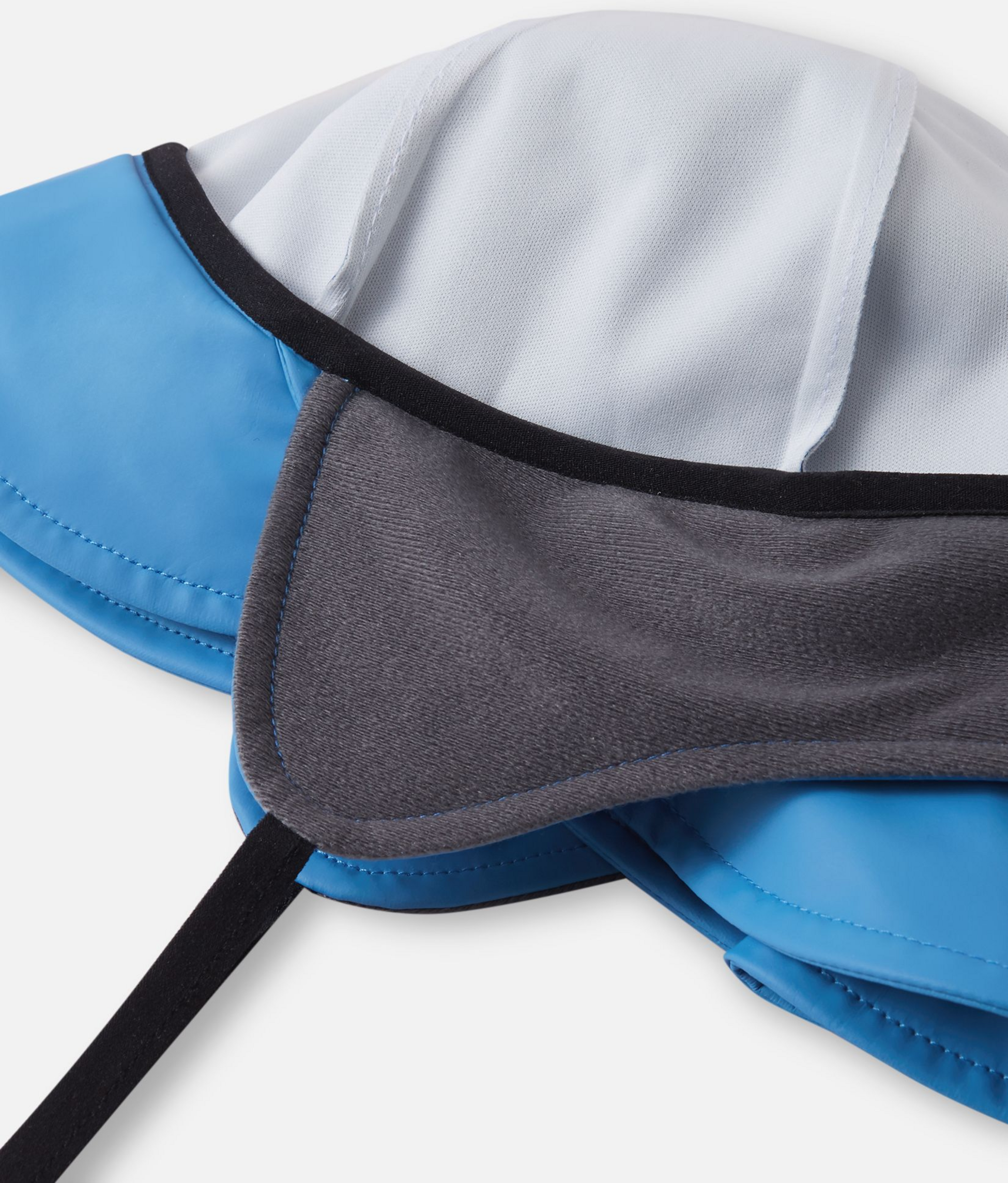 REIMA, Regnhatt Rainy