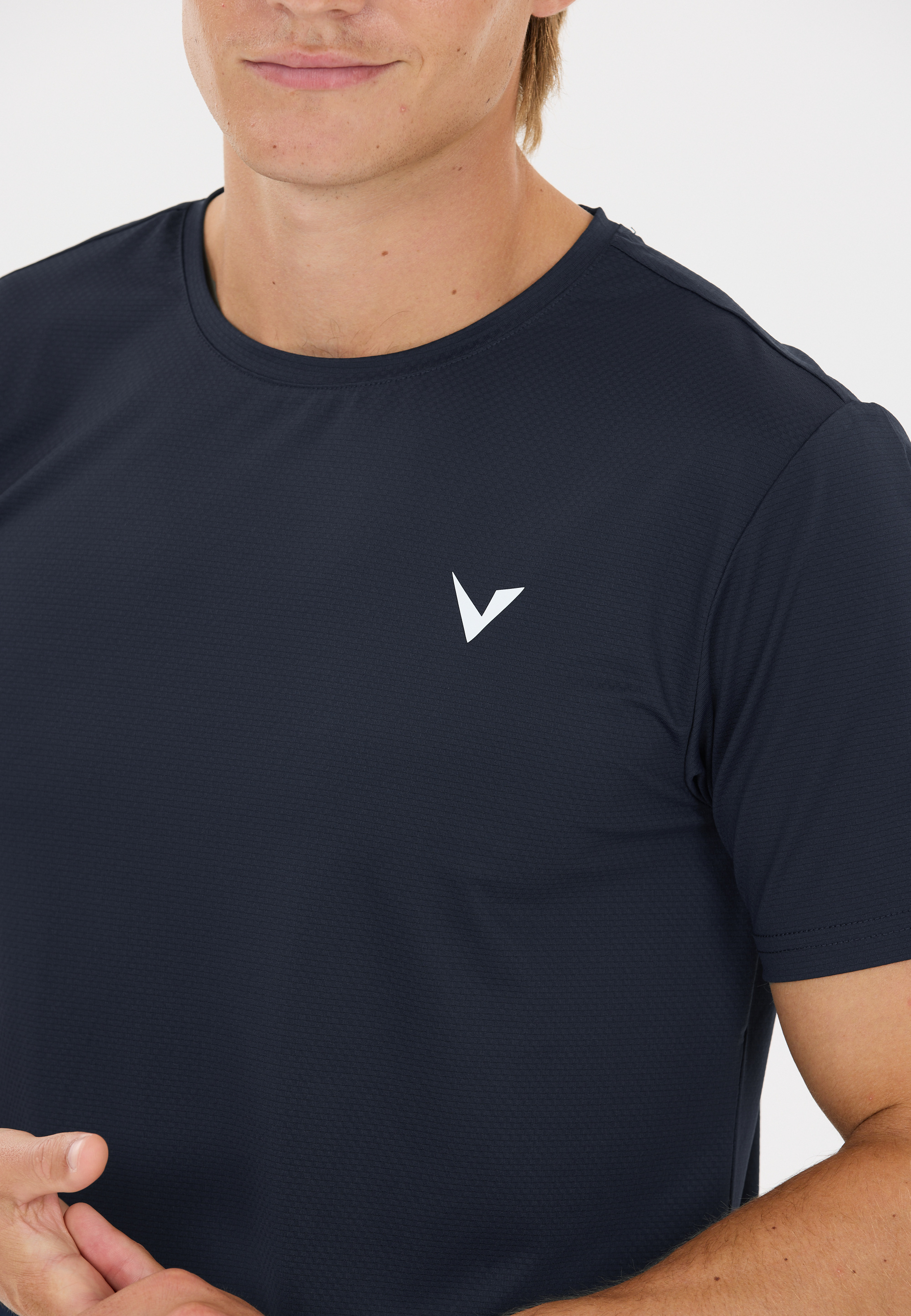 VIRTUS, Roger V3
