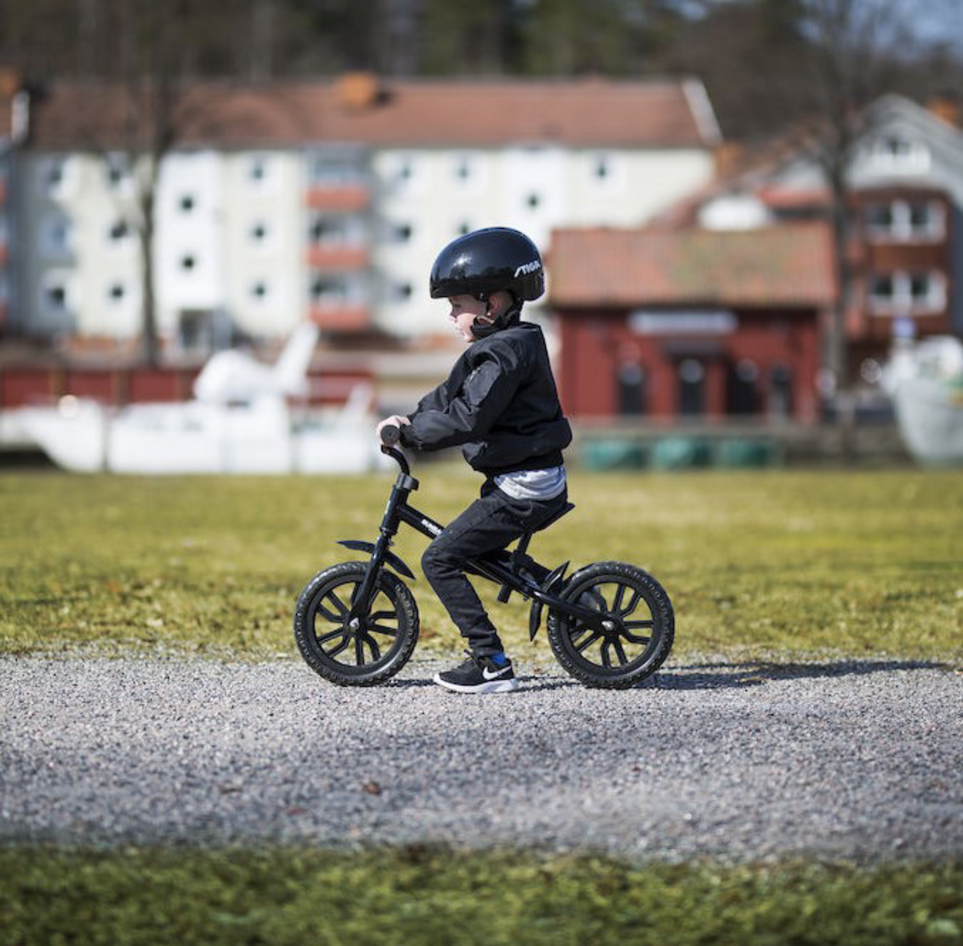 STIGA, Runracer C12 Black