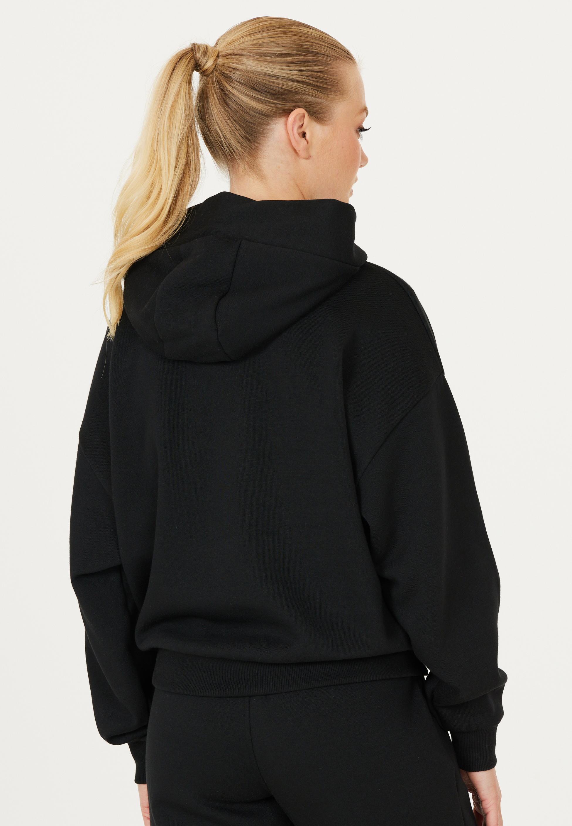 ATHLECIA, Ruthie Hooded Shirt