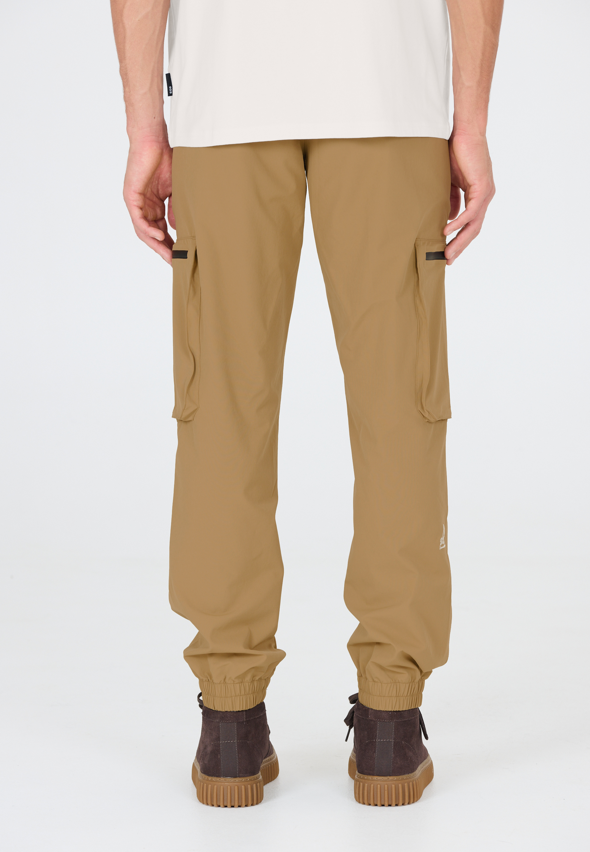 SOS, Salonga M Trousers