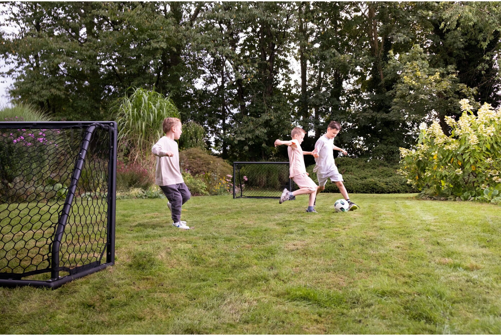 EXIT, Scala Fotbollsm&aring;l Av Aluminium 120x80cm - Svart