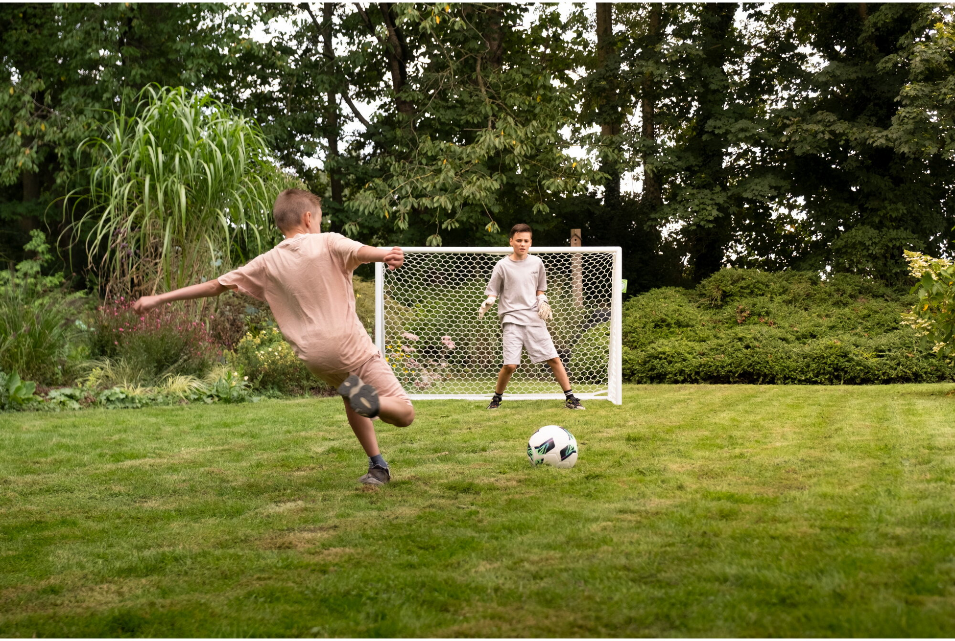 EXIT, Scala Fotbollsm&aring;l Av Aluminium 180x120cm - Vit