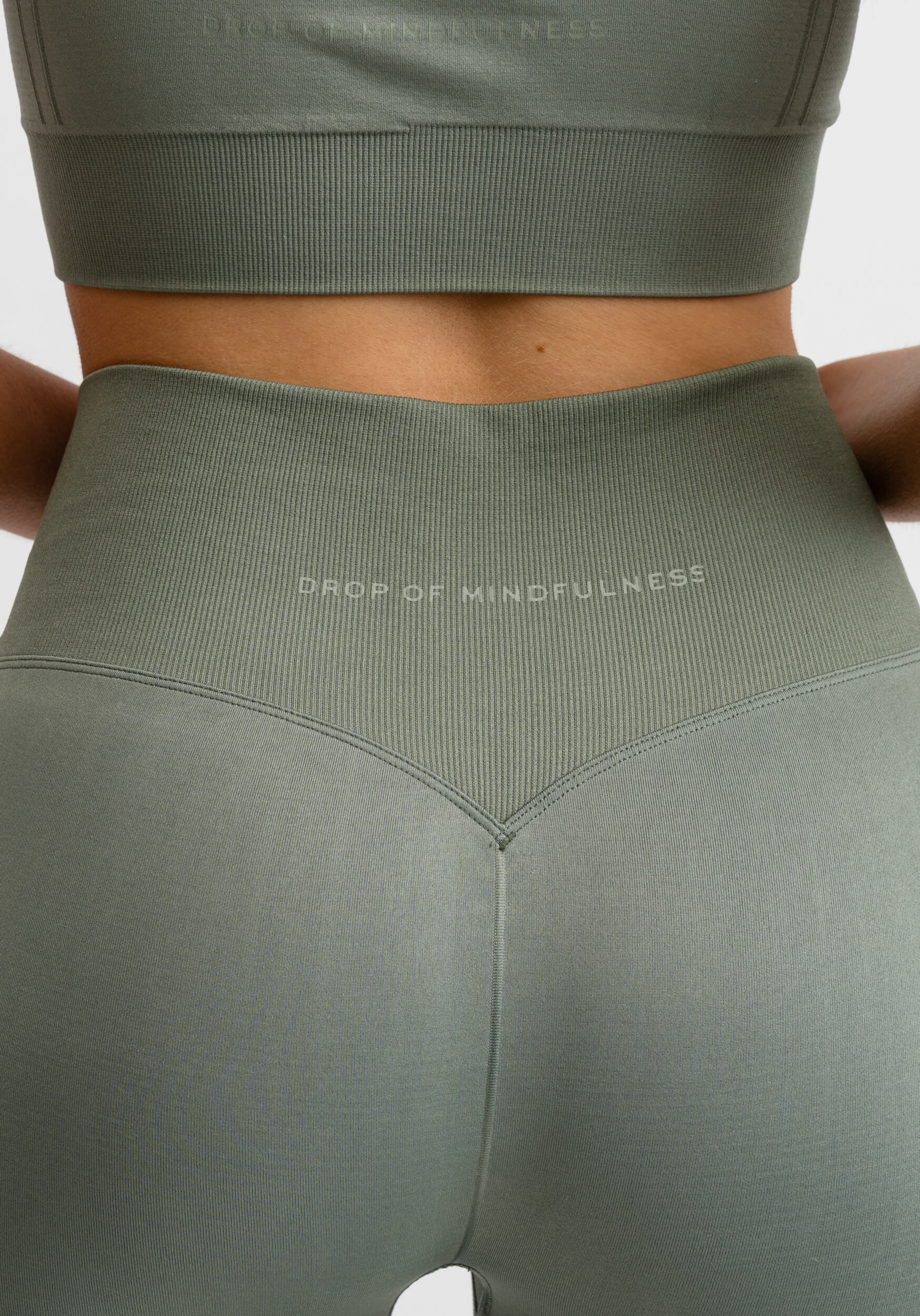 DROP OF MINDFULNESS, Signature Seamless Tights