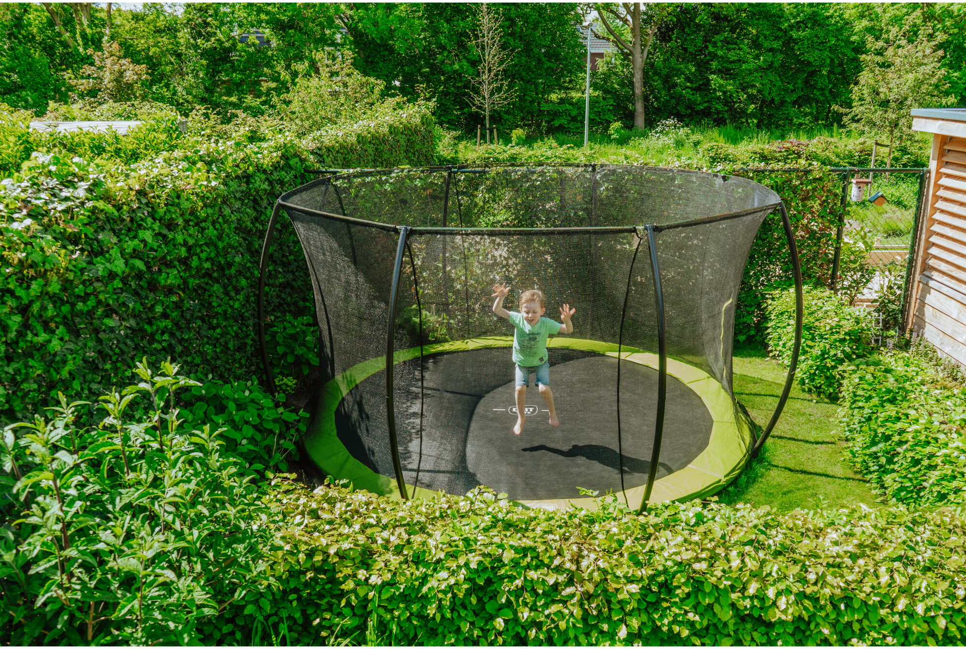 EXIT, Silhouette Nedgr&auml;vd Studsmatta &Oslash;427cm Med Skyddsn&auml;t - Gr&ouml;n