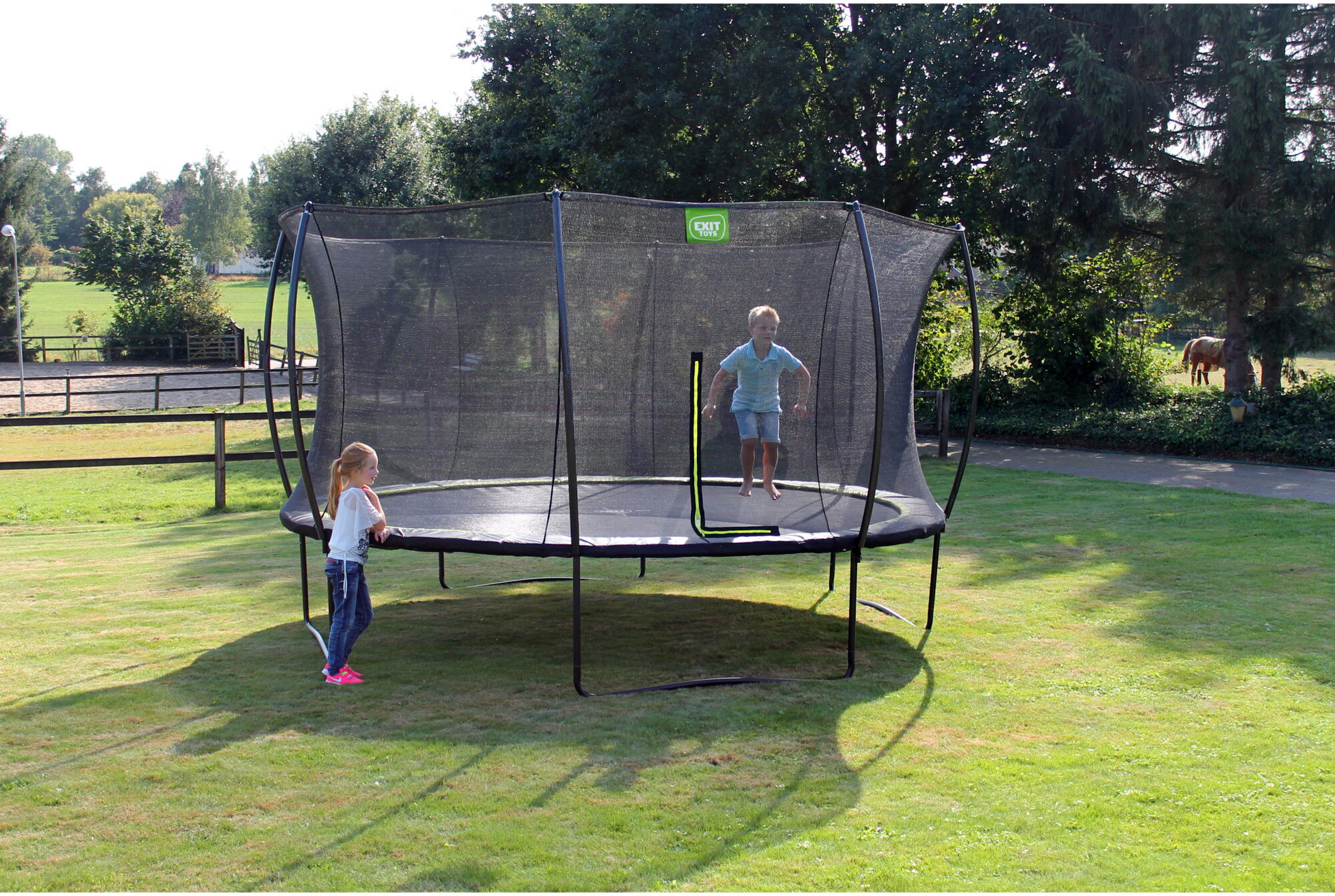 EXIT, Silhouette Studsmatta &Oslash;427cm - Svart