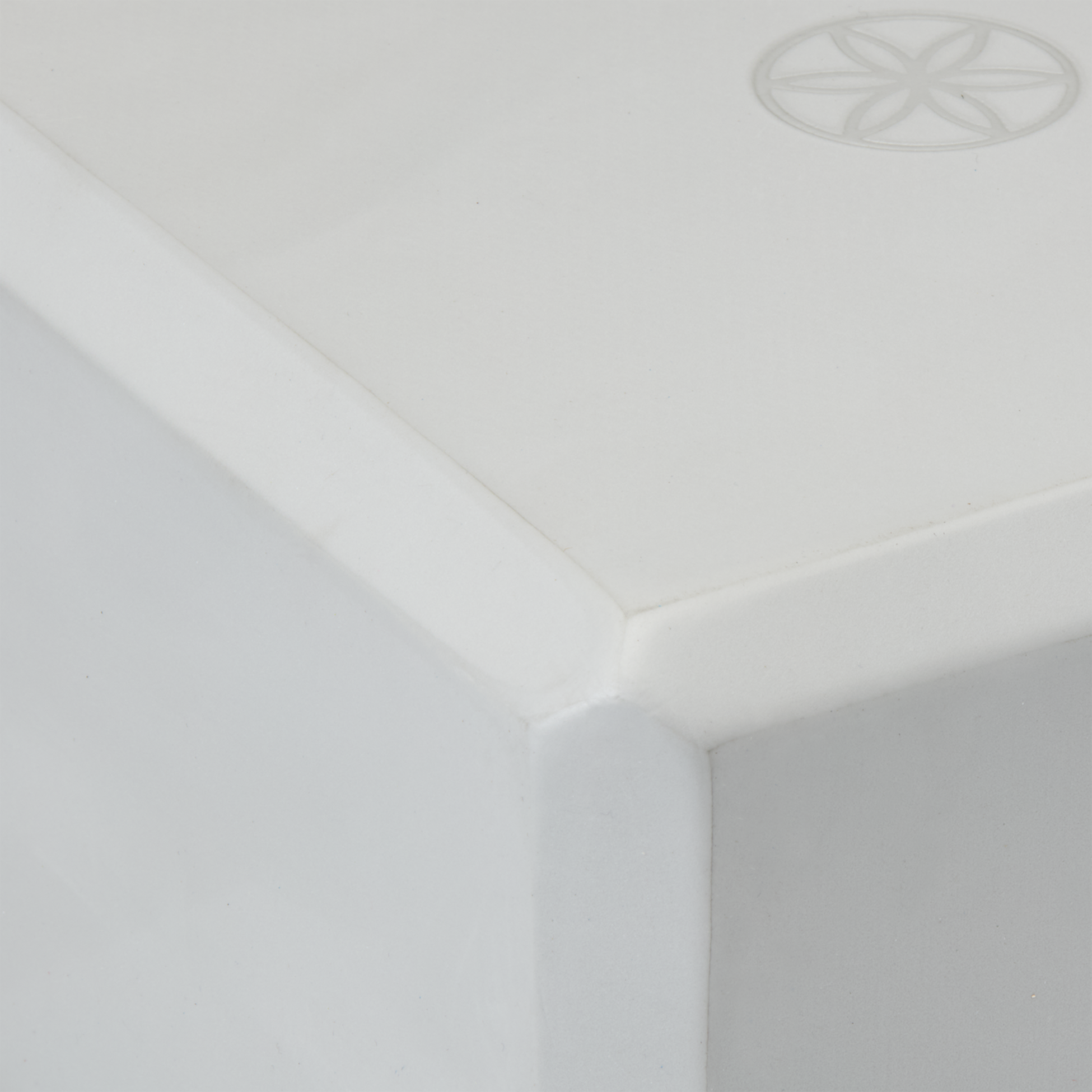 GAIAM, Sustained Grey Block