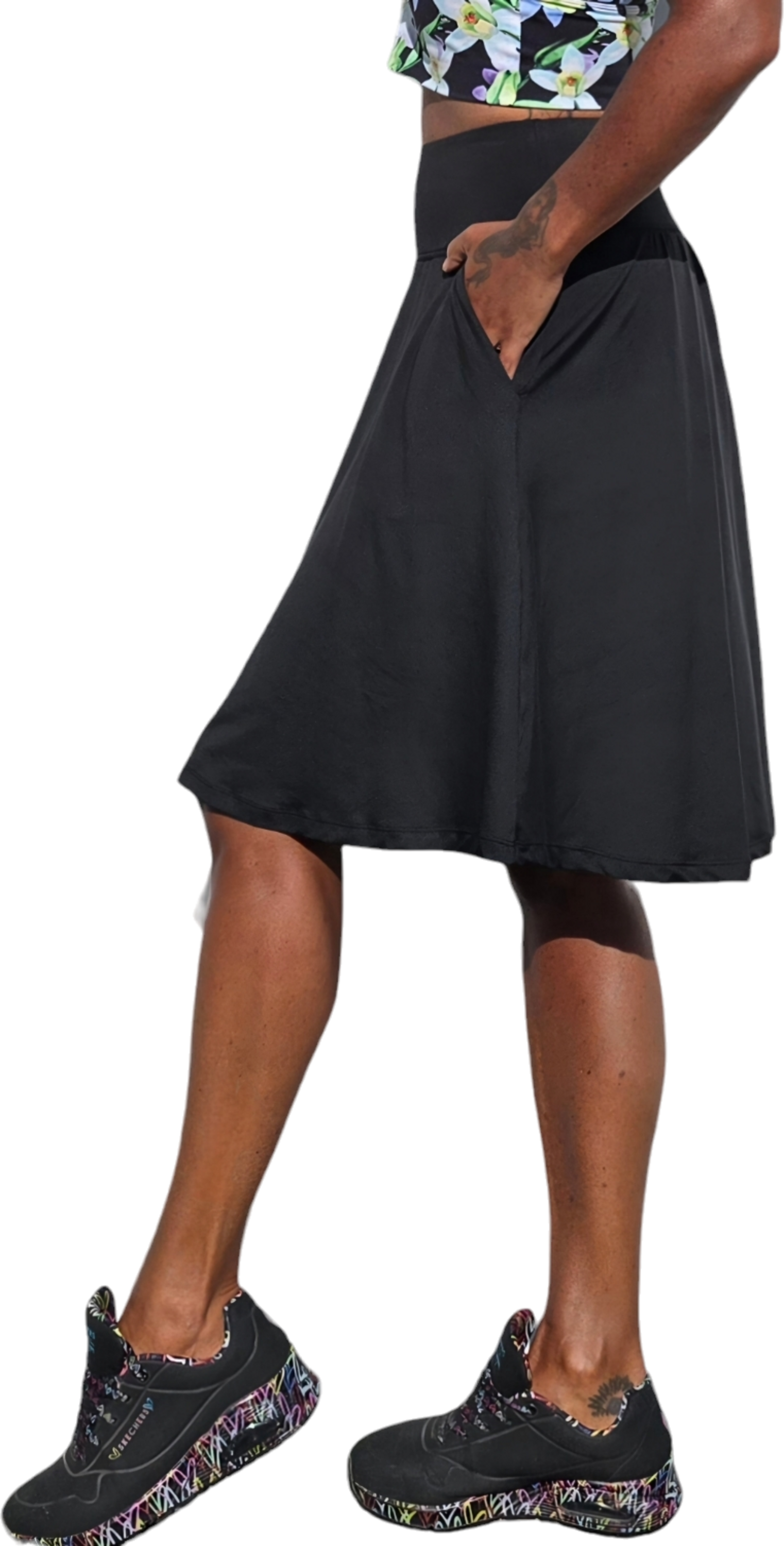 SHE DID, Svart L&aring;ng Byxkjol Med Fickor