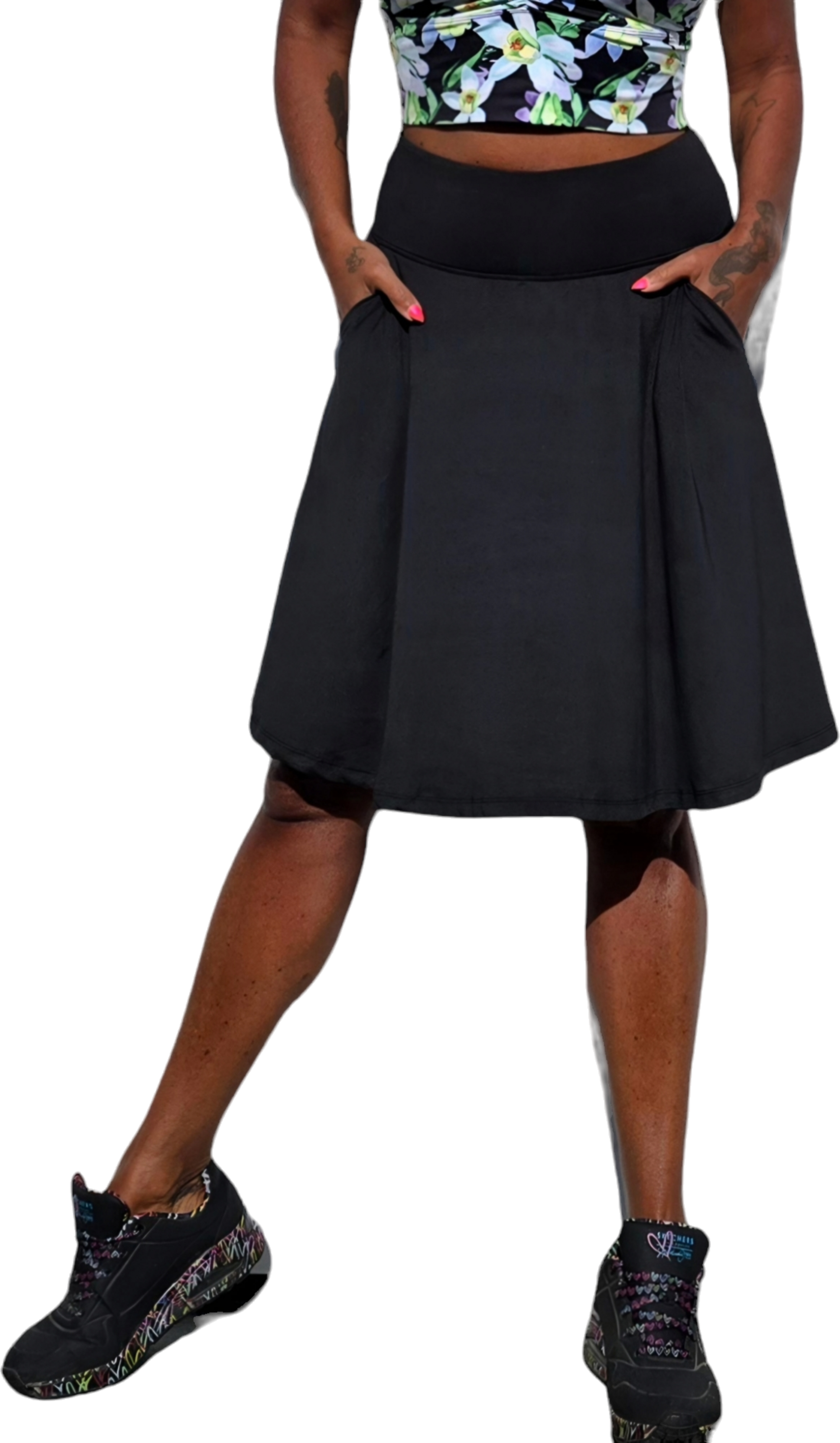 SHE DID, Svart L&aring;ng Byxkjol Med Fickor