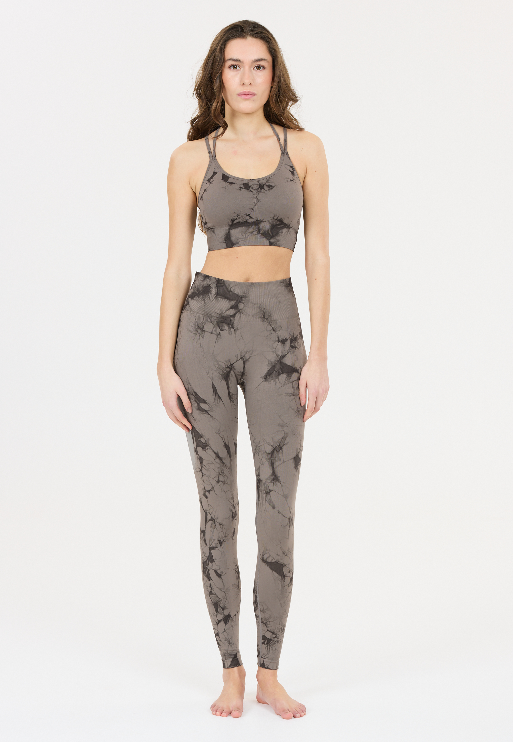 ATHLECIA, Theresa Tight