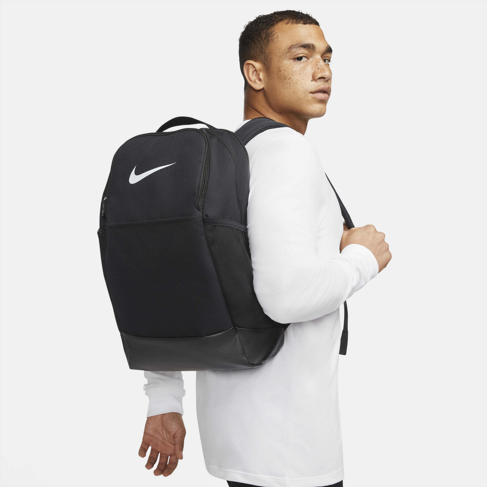 NIKE, Training Backpack (medium, 24l) Brasilia 9.5