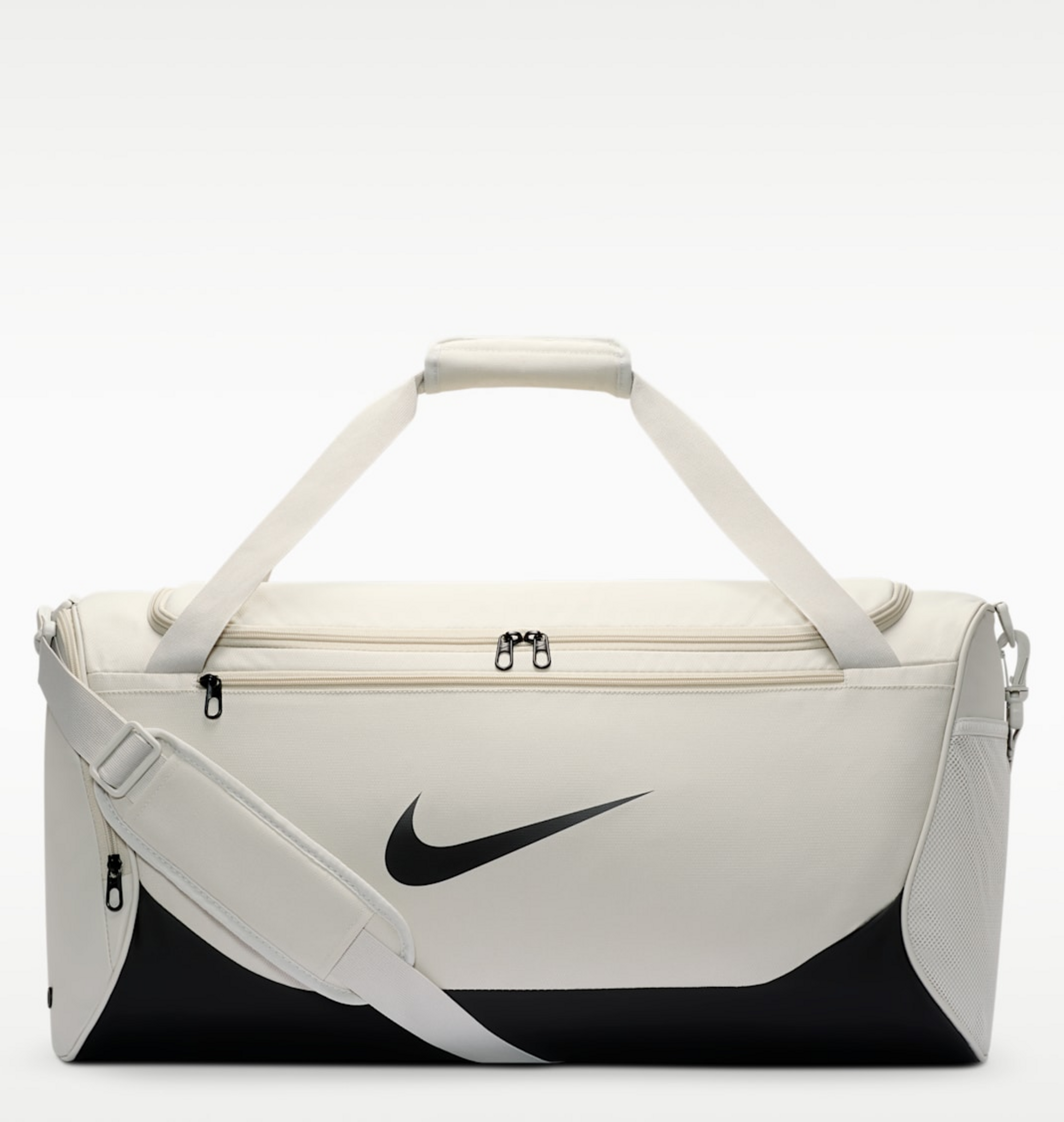 NIKE, Training Duffel Bag (medium, 60l) Brasilia