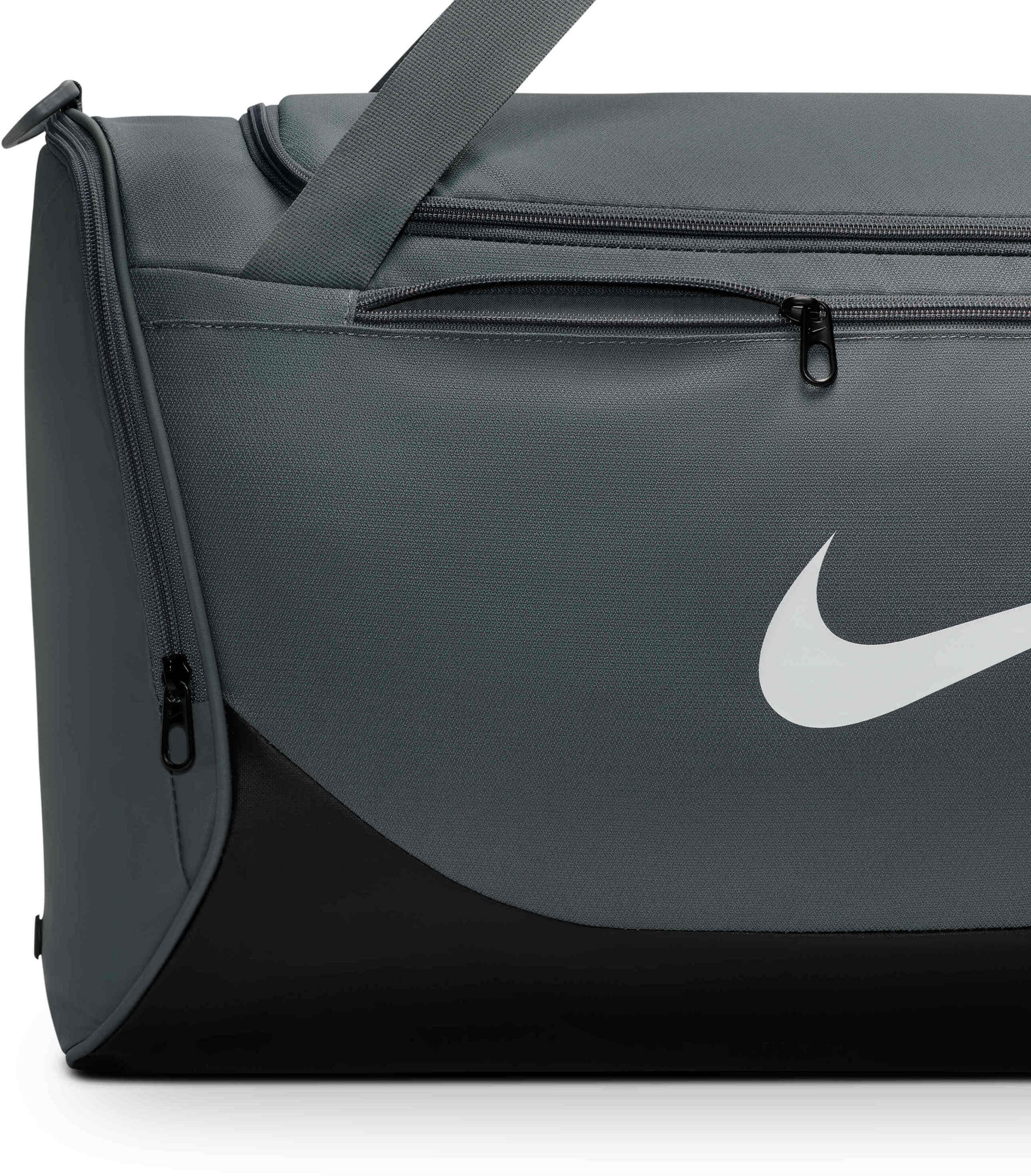 NIKE, Training Duffel Bag (medium, 60l) Brasilia