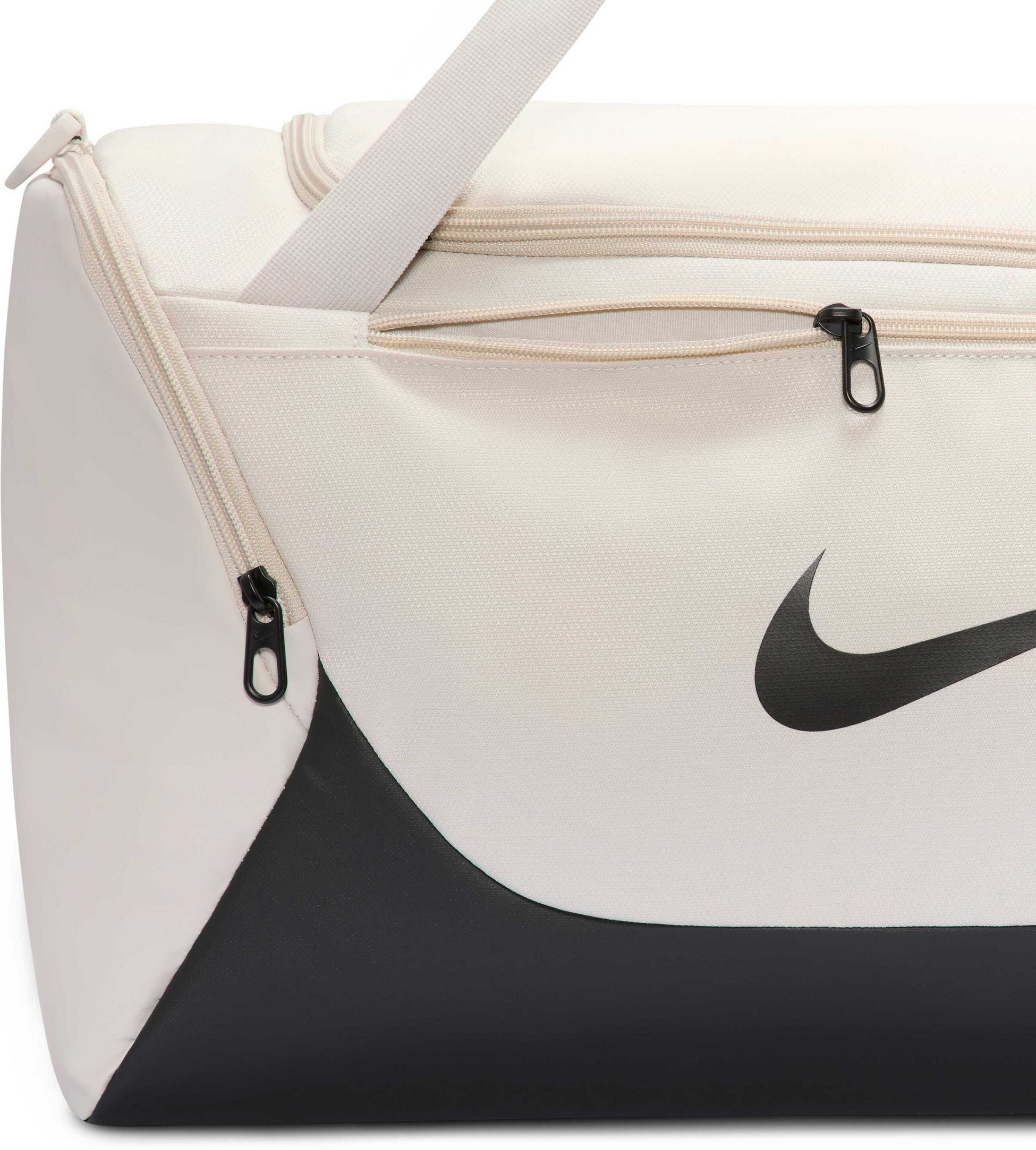 NIKE, Training Duffel Bag (small, 40l) Brasilia