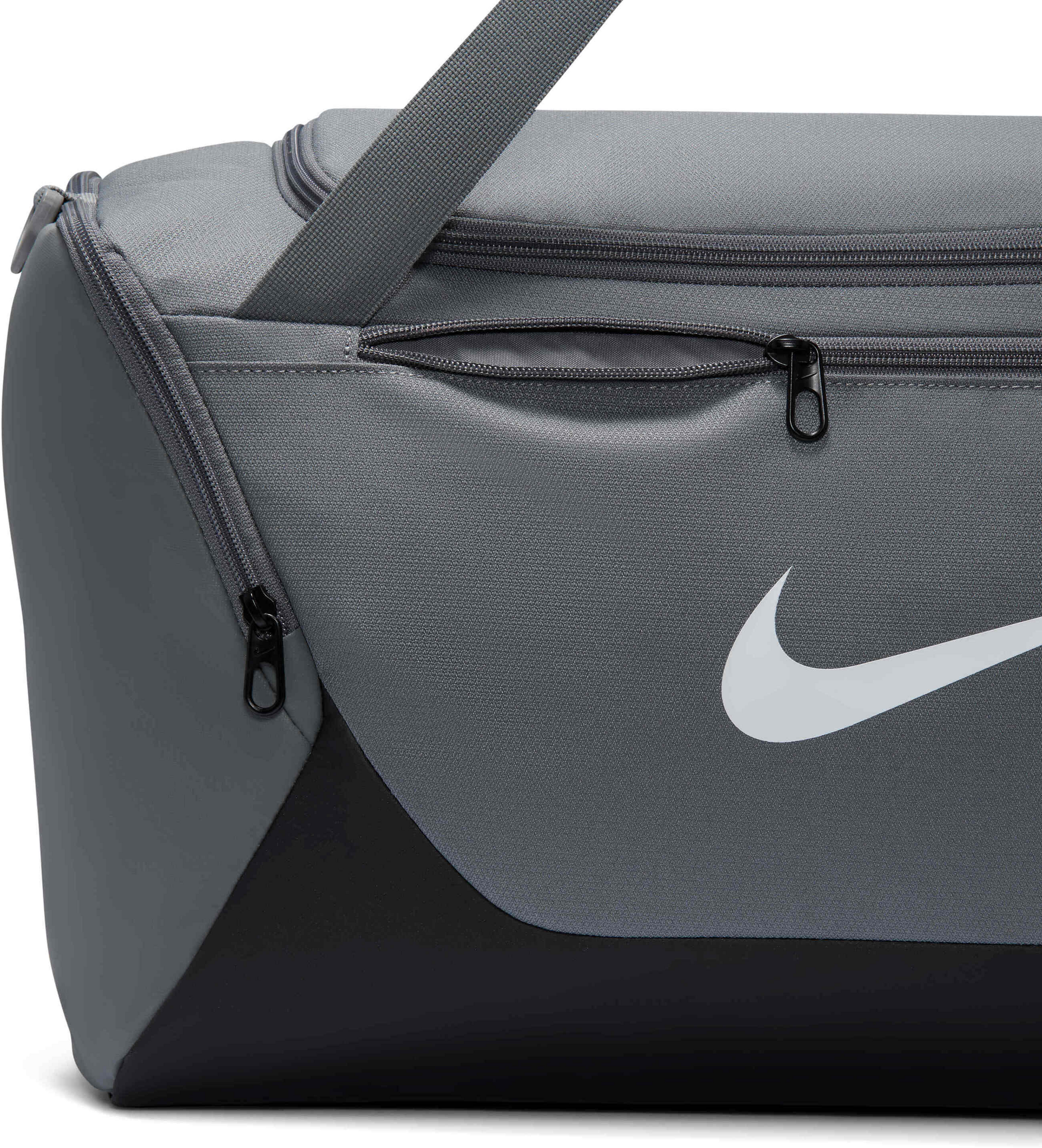 NIKE, Training Duffel Bag (small, 40l) Brasilia