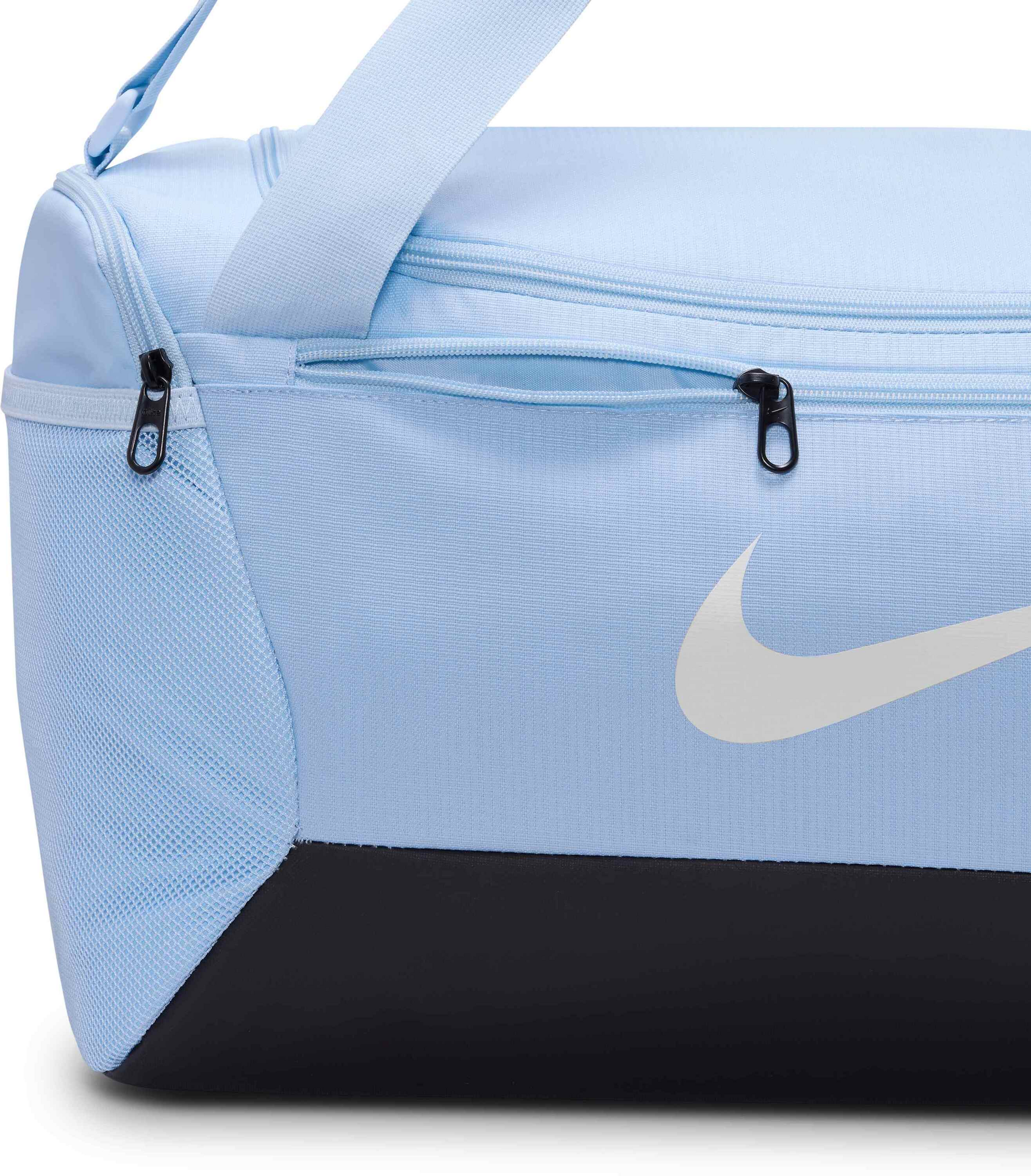 NIKE, Training Duffel Bag (small, 41l) Brasilia