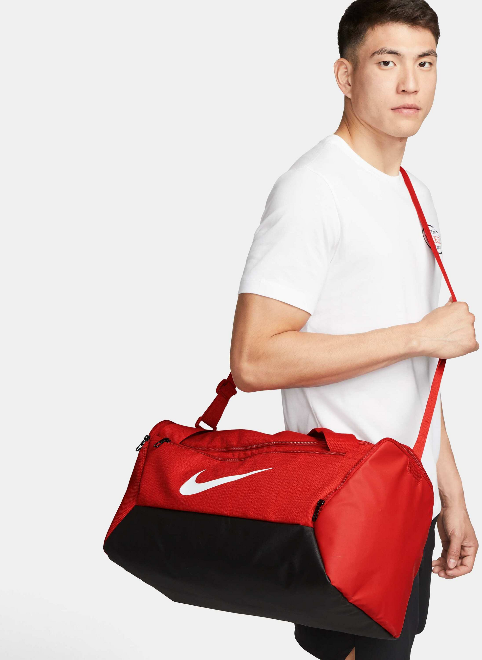 NIKE, Training Duffel Bag (small, 41l) Brasilia