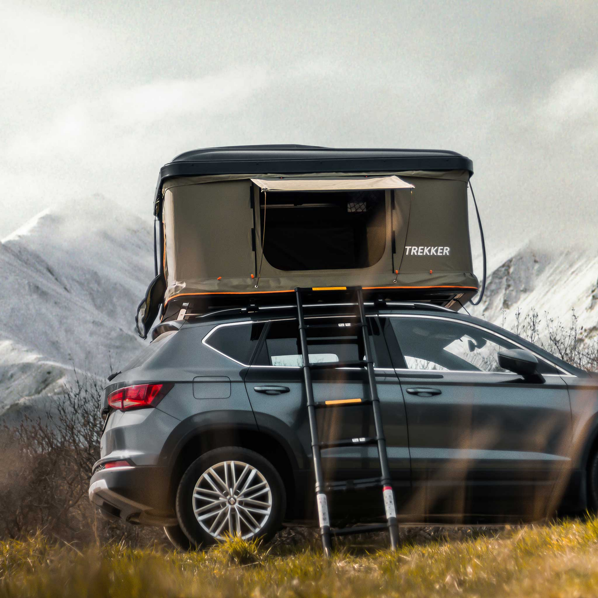 TREKKER, Trekker Rooftop Tent Hut M, Black