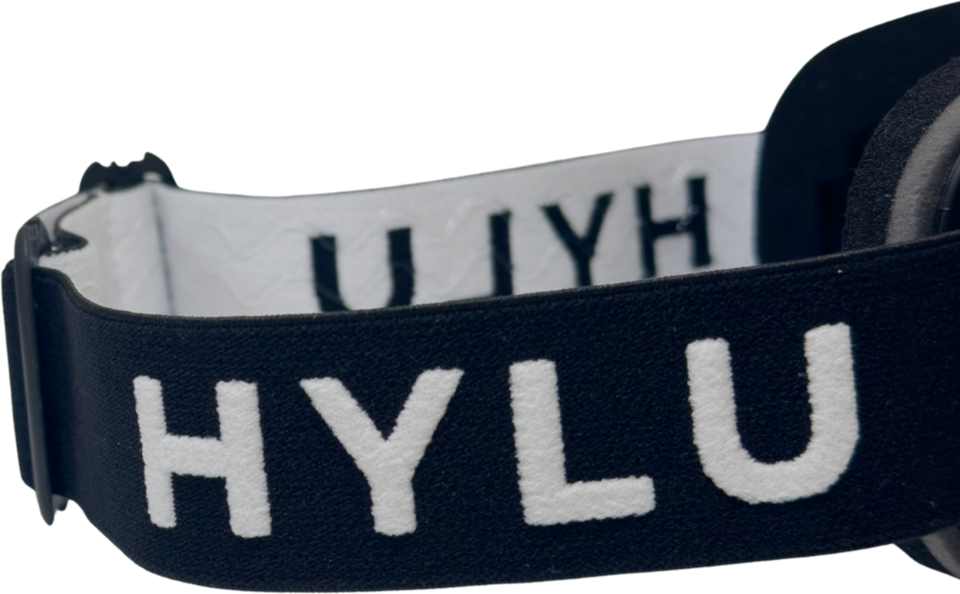 HYLU, Väggen
