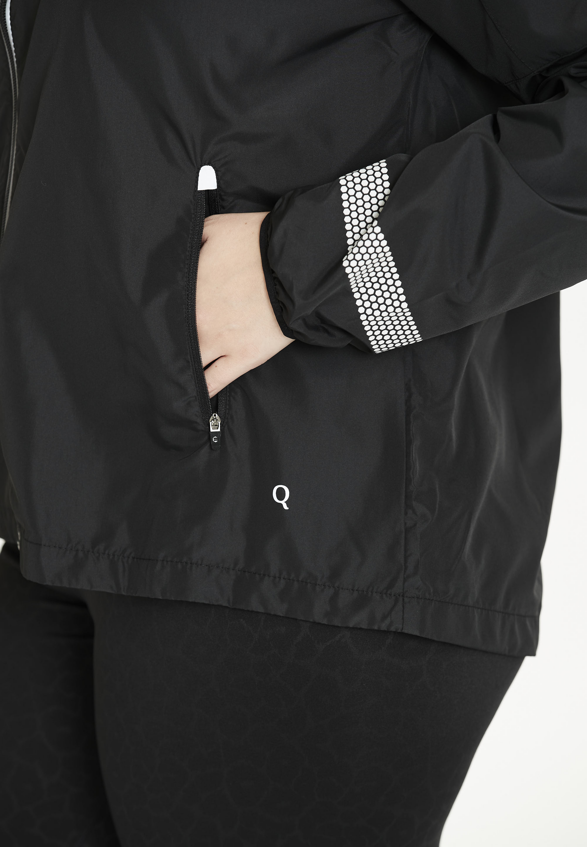 Q SPORTSWEAR, Venee Running Jacket